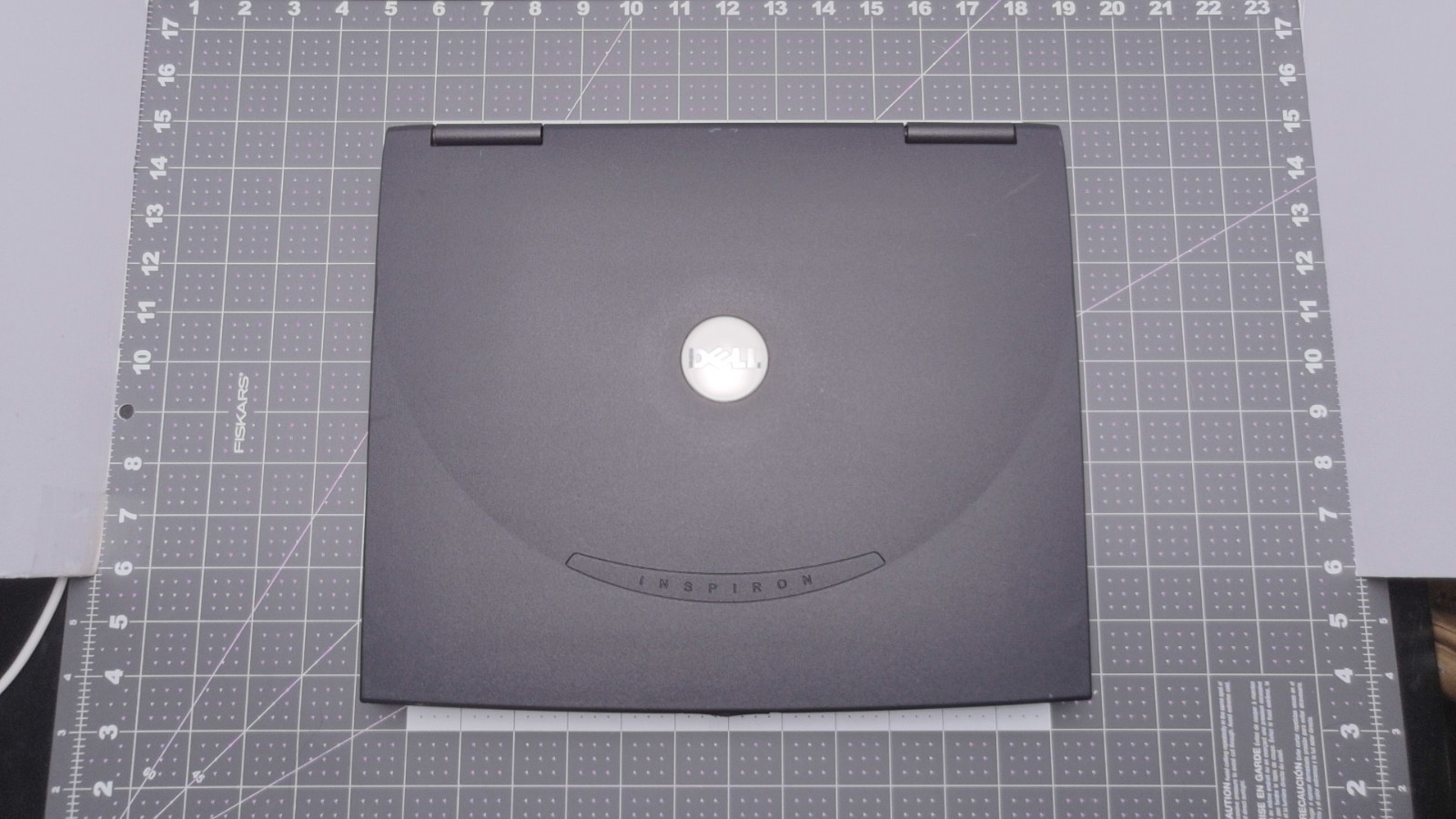 Dell Inspiron 2650 15″ Celeron Laptop [No Power Cord, Untested]