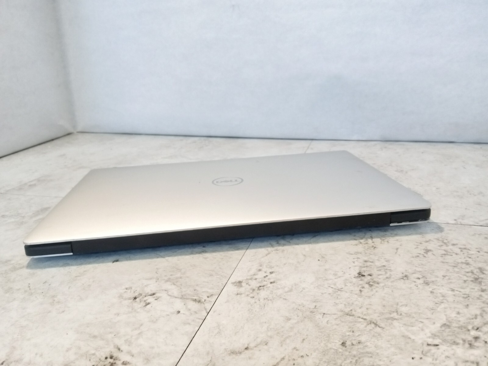 Dell XPS 13 7390 13″ Laptop Intel Core i7 PARTS OR REPAIR -FM