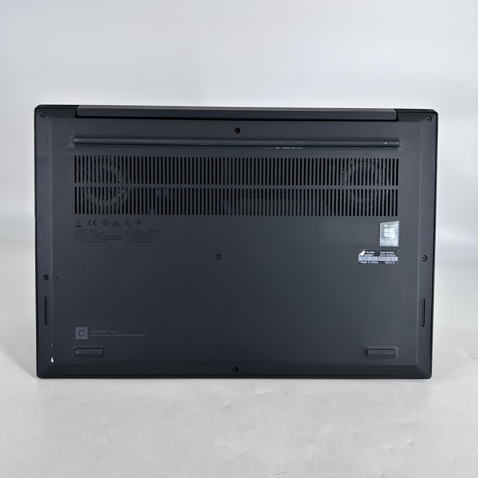 Lenovo ThinkPad P1 Gen 3 15 FHD i7-10750H 2.60GHz 32GB 512GB Quadro T2000 Max-Q