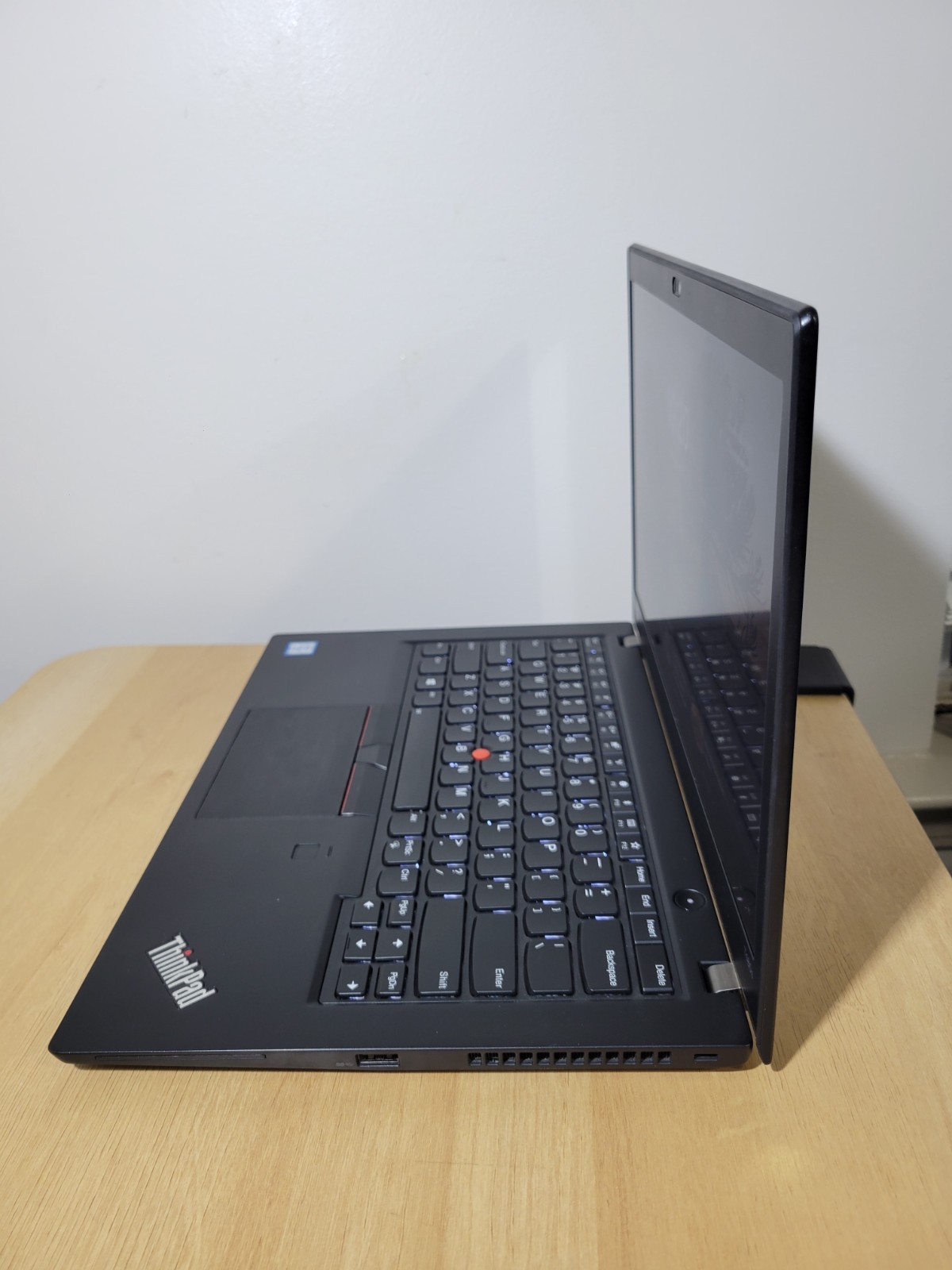 Lenovo Thinkpad T480s i7 8650U 12Gb 256Gb FHD 14″ . Grade B+
