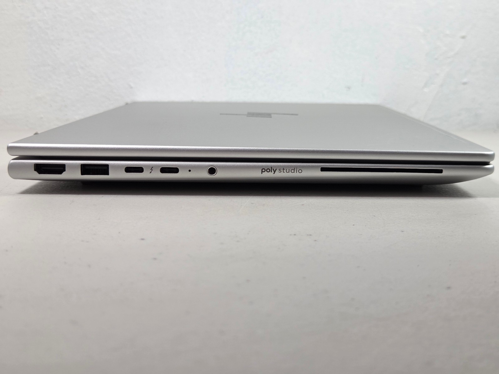 Hp EliteBook 6 G1a 14 16GB RAM 512GB SSD 14″ AMD Ryzen 5 PRO 230 Laptop