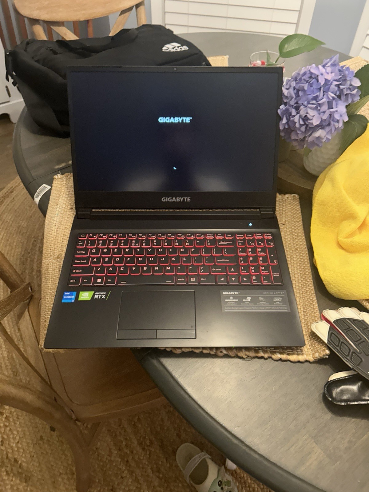 GIGABYTE G5 MD 15.6″ (512GB ,Intel Core i5-11400H 2.70 GHz ,16GB RAM)