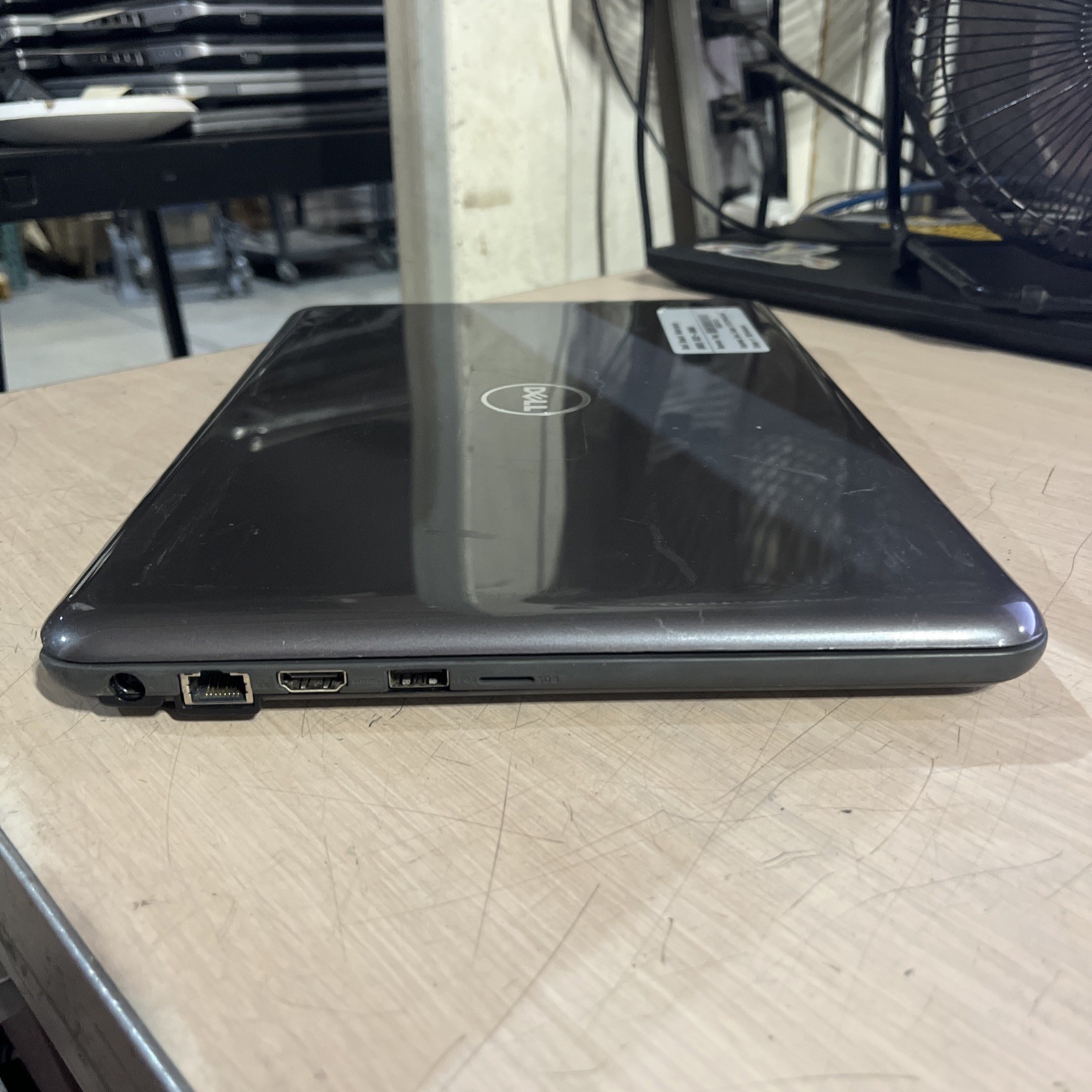 DELL LATITUDE 3380 INTEL CORE I3-6006U 2.00GHZ 8GB RAM NO HD ,