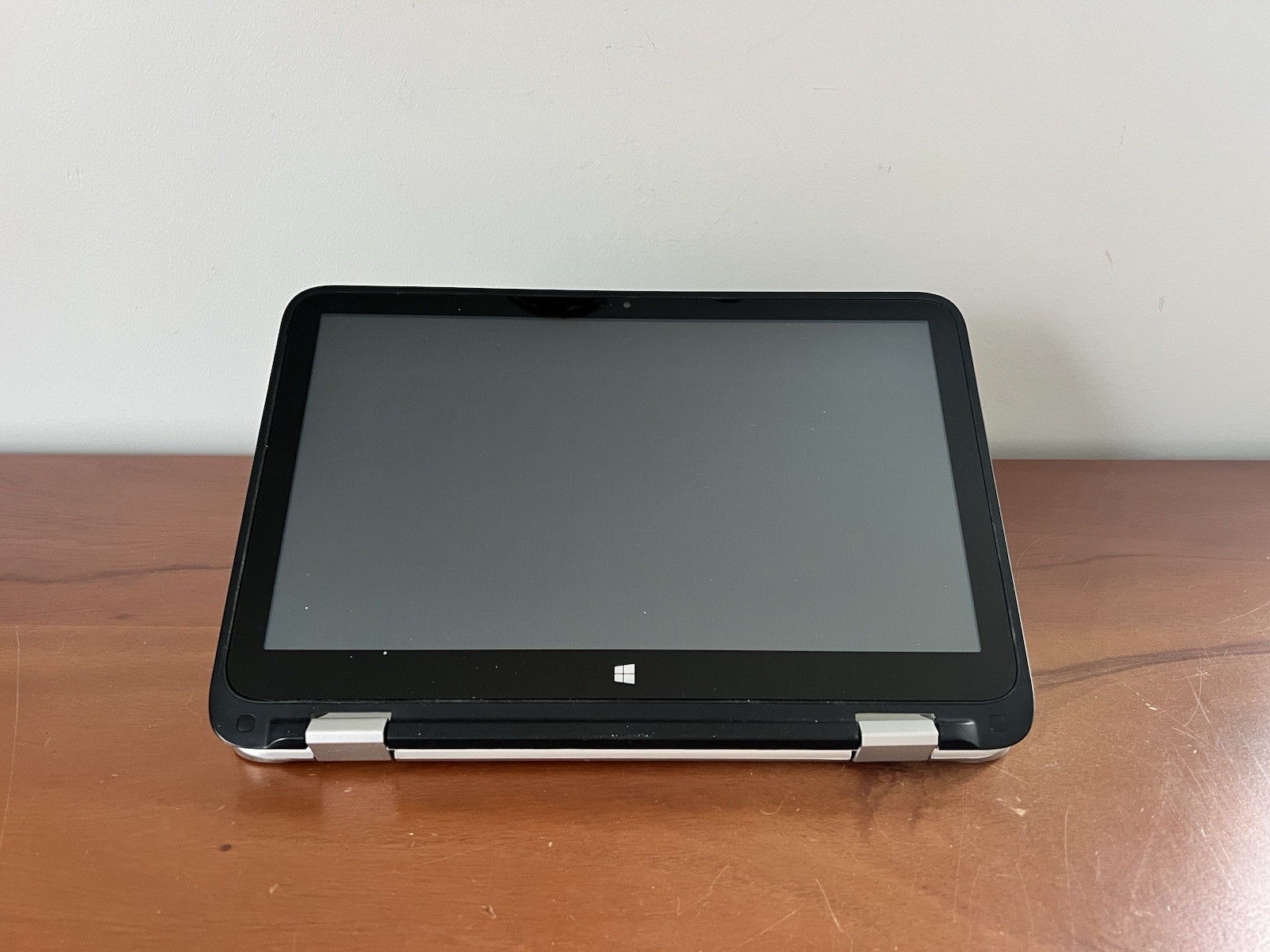 *Bad Battery*HP Pavilion 13-a110dx 13.3 Touch Laptop/i3-5010U/4GB/500GB HDD/W10H