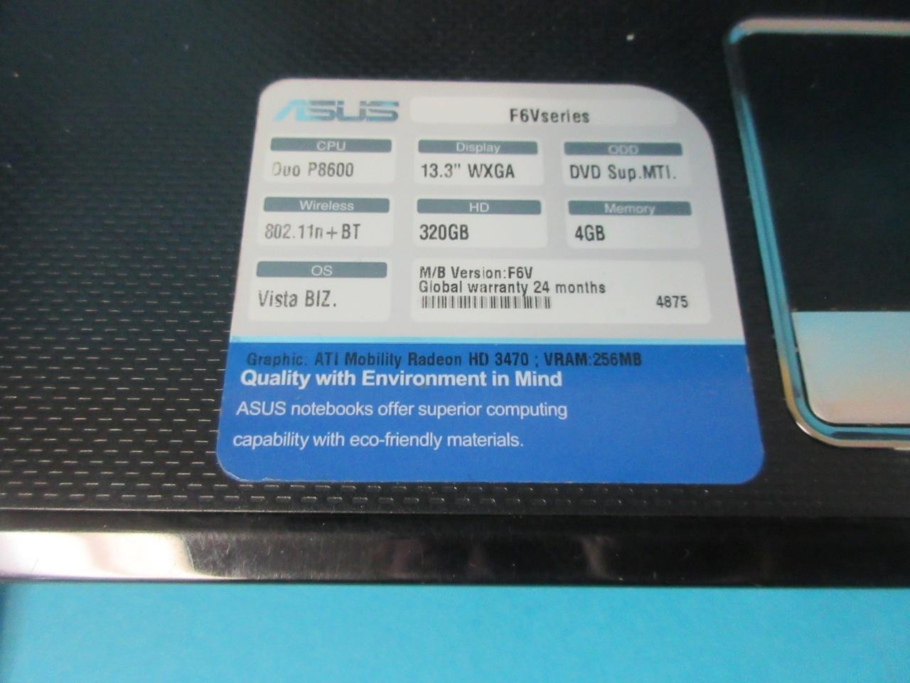 ASUS F6V Laptop DUO P8600 13.3″ WXGA 320GB 4GB Memory