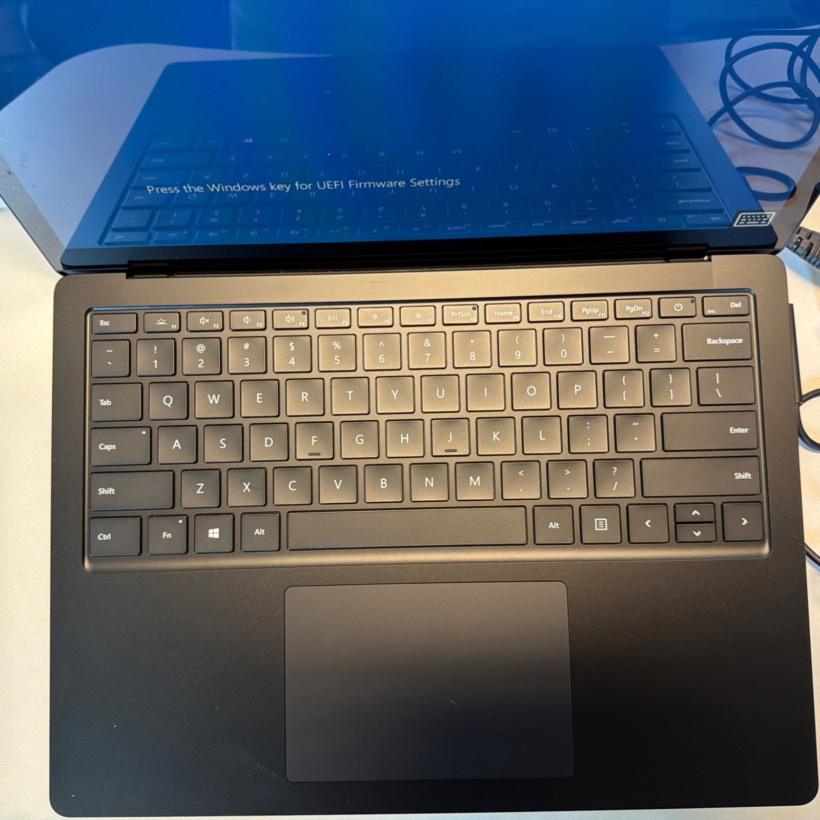 Microsoft Surface Laptop 3 13.5″ (256GB SSD, Intel Core i5 10th Gen., 8G GoRam