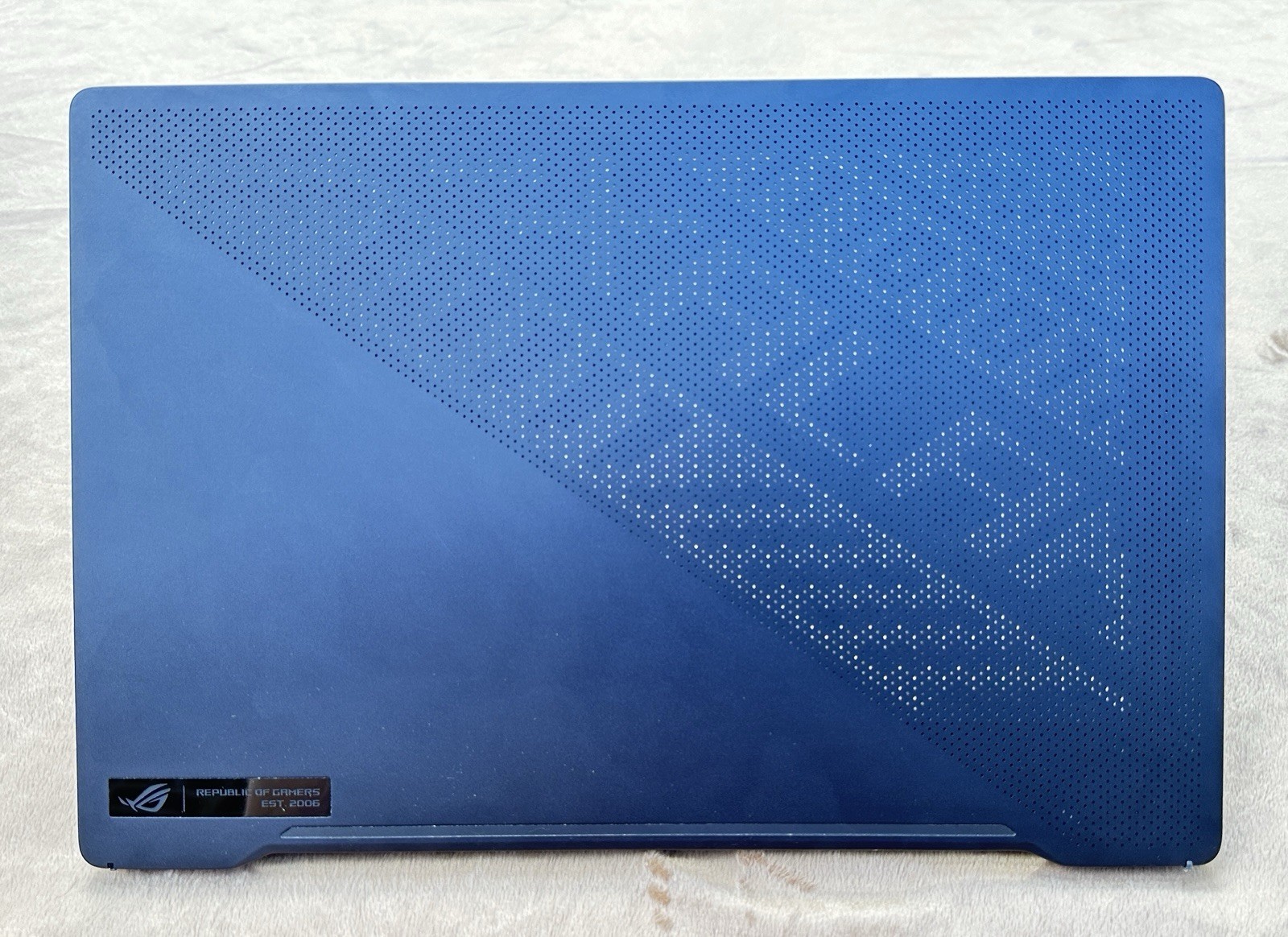 ASUS ROG Zephyrus G14 AniME Matrix GA401IV-XS96 Ryzen 9 16GB 1TB SSD RTX 2060