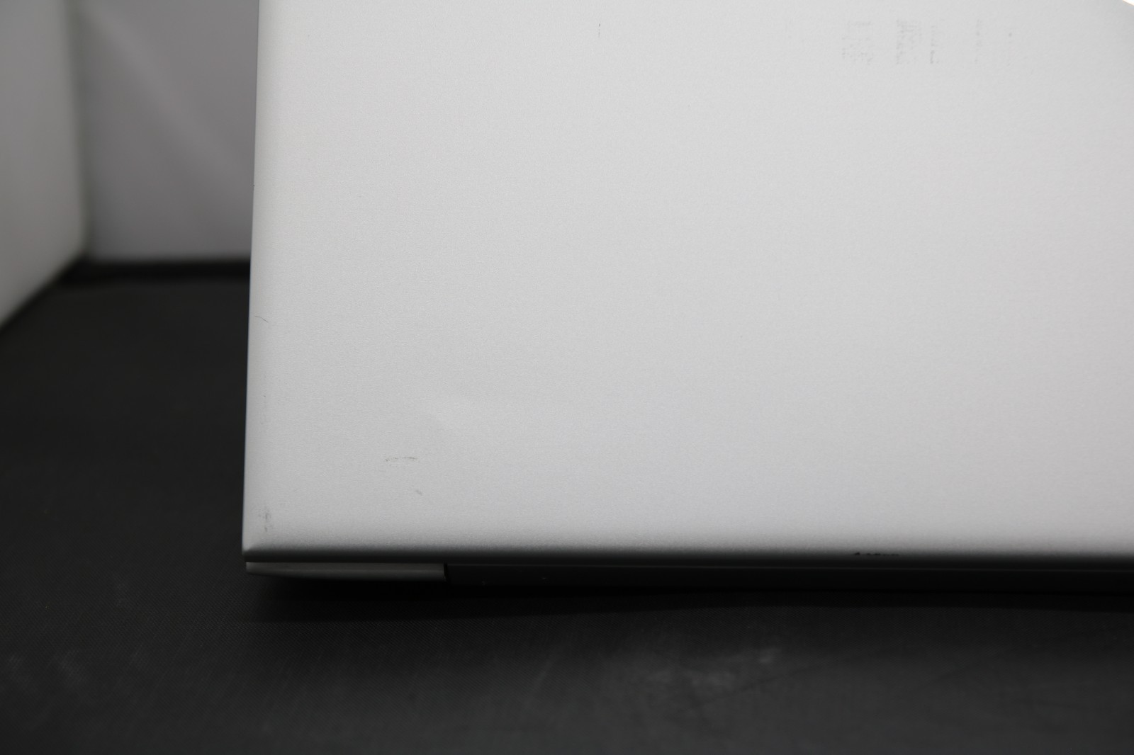 HP ProBook 450 G6 15.6″ – i5-8265U – 8GB, 256GB, Win 11 +USB-C Adapter *Bad Keys