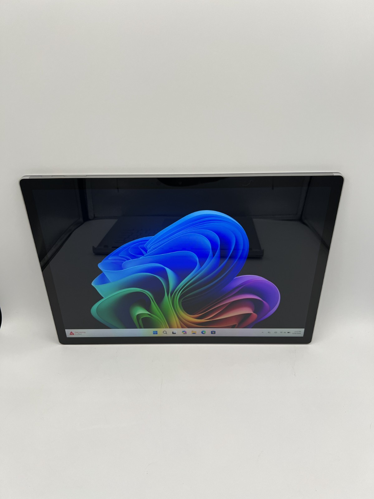 Microsoft Surface Book 3 15″ GTX 1660 Ti i7-1065G7 16GB 256GB SSD Windows 11 Pro