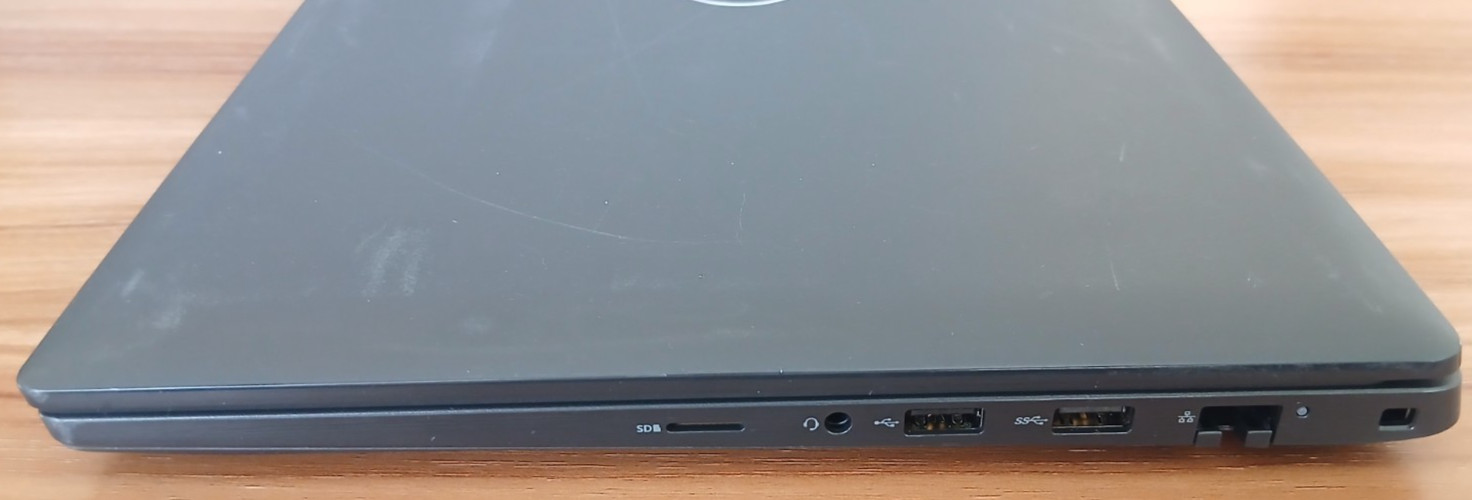 Dell Latitude 3420- 14″ Hd-i7-1165g7-Nvidia Mx350-16gb/256gb READ***