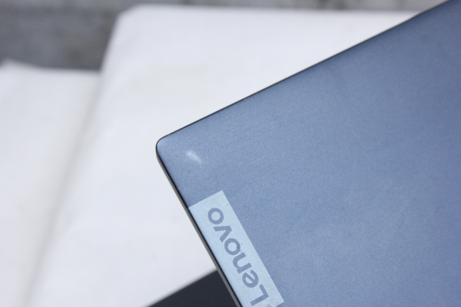Lenovo IdeaPad S340 14IIL | i5-1035G1, 4GB Ram, 256GB NVMe, Grade B- Read!