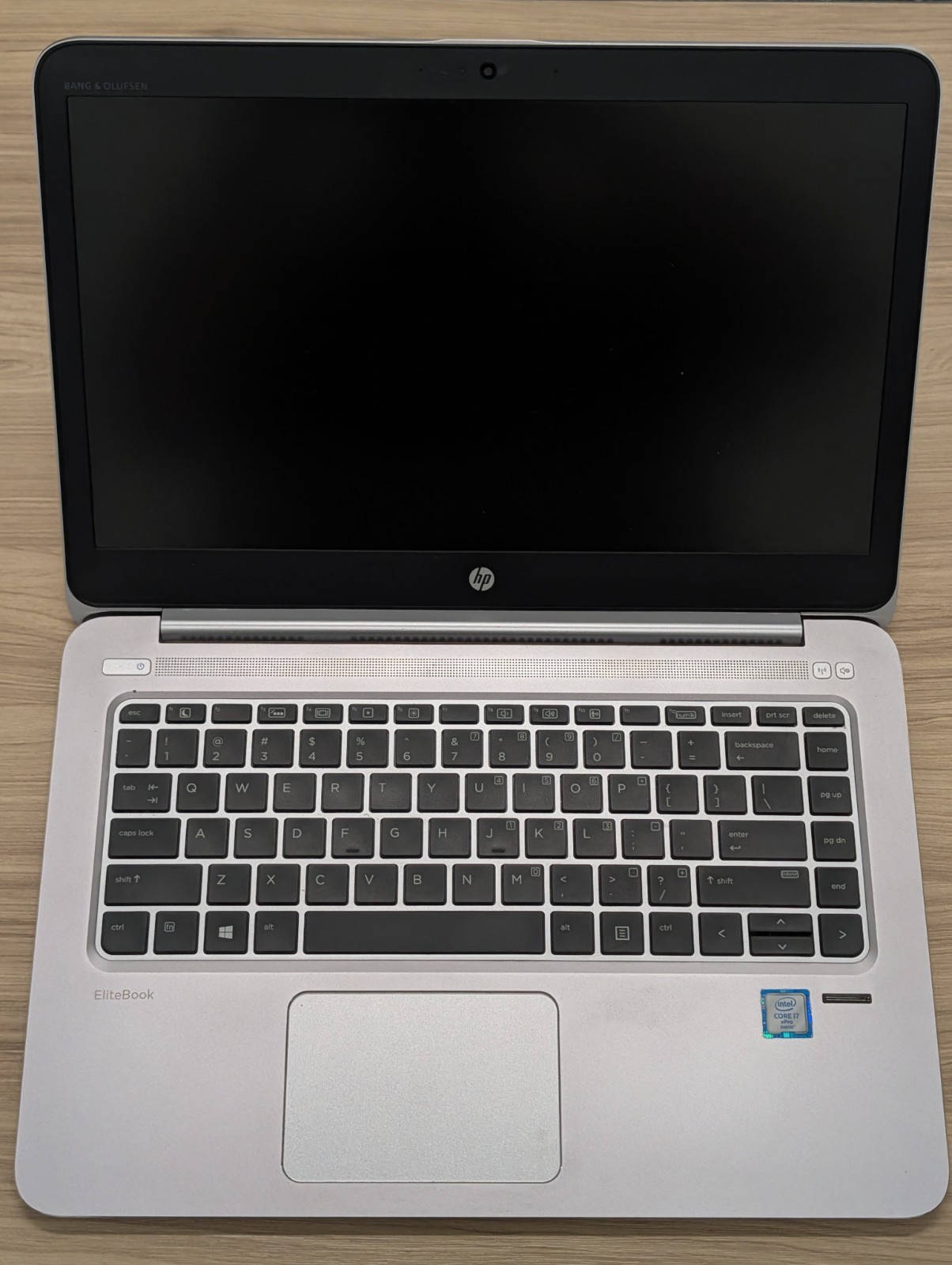 HP ELITEBOOK FOLIO 1040 G3 i7 6600U 256gb SSD 8gb RAM WIN 11 GRADE C