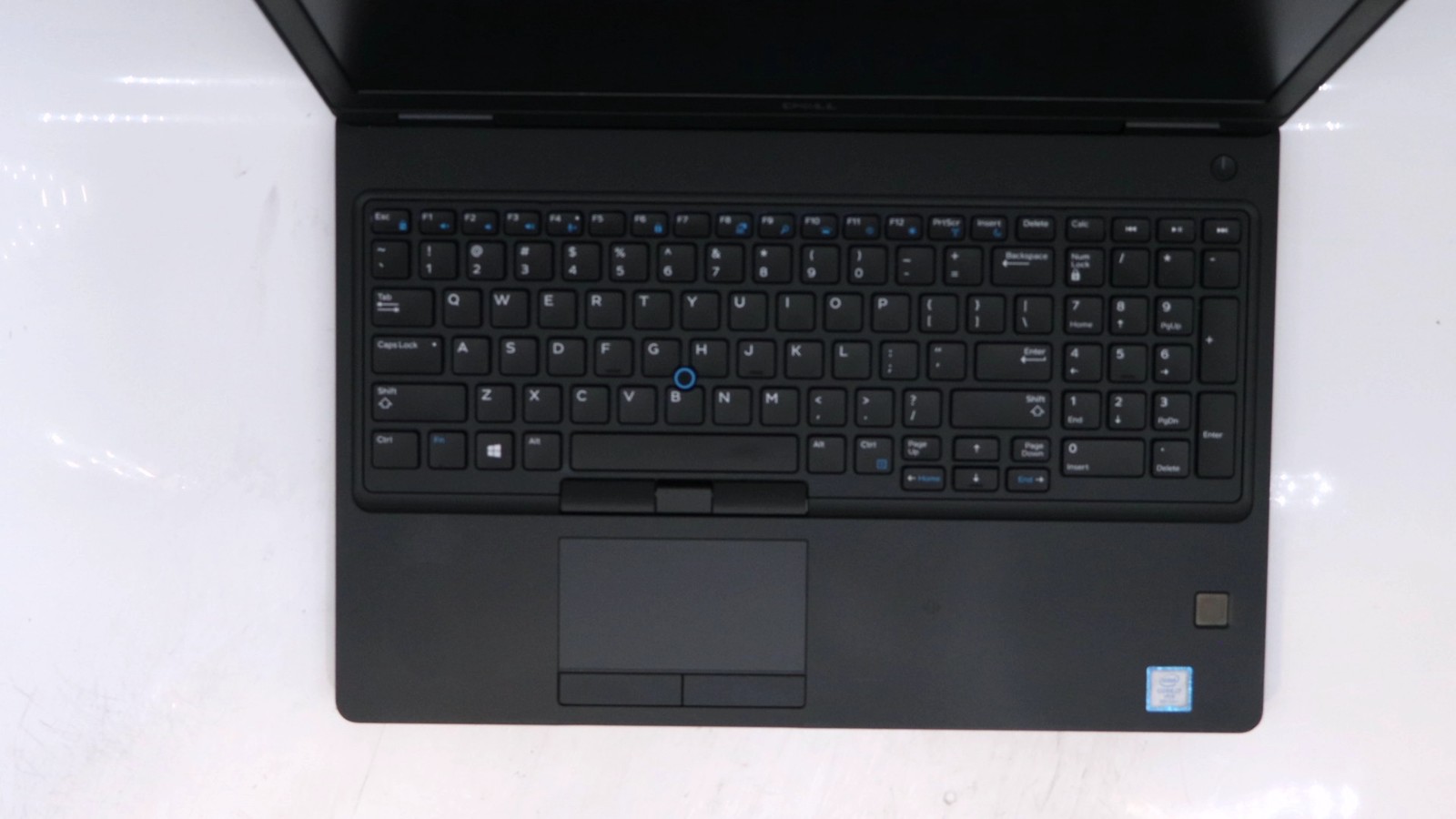 Dell Latitude 5590 15″ i7-8650u 16GB 512GB – Fair READ DESC