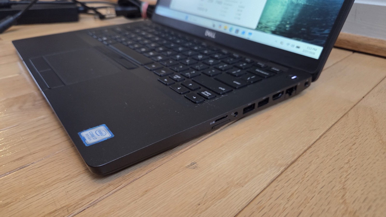 Dell Latitude 5401 14in 8gb RAM 256gb Ssd i7-9850H Win11p Wifi Webcam