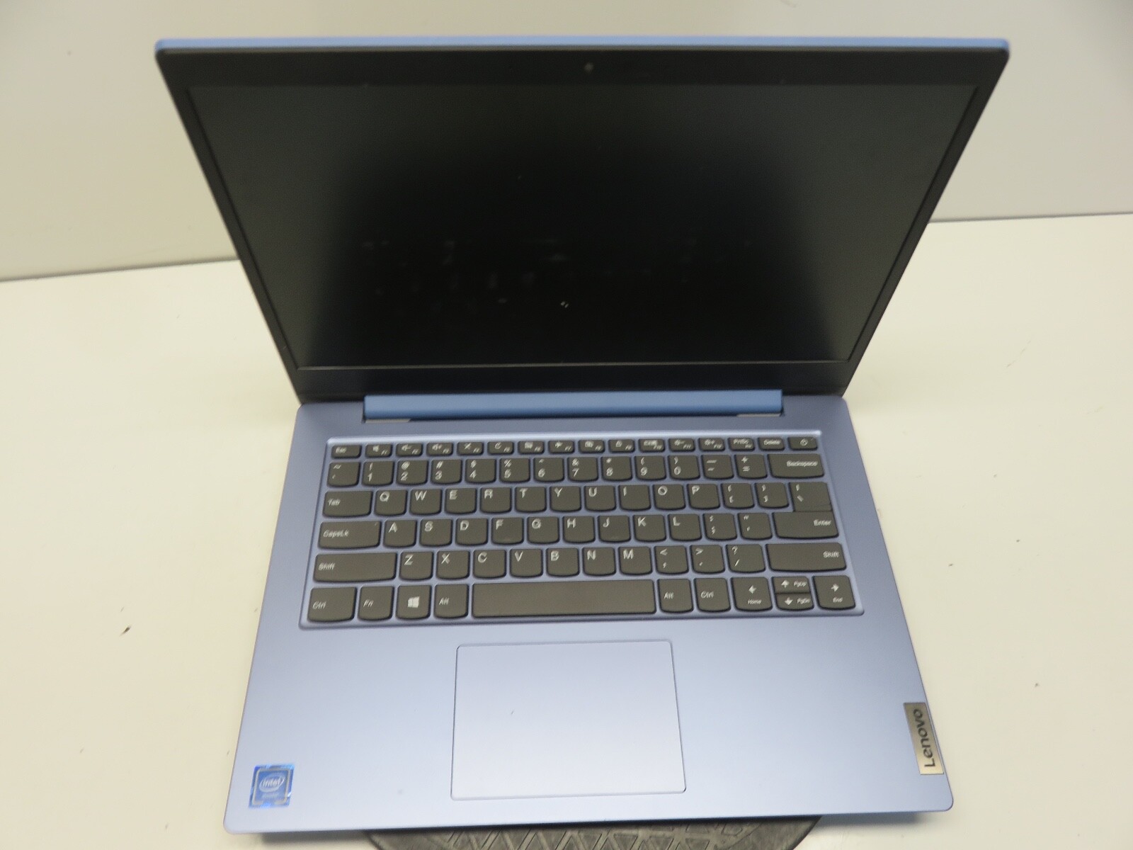 Lenovo IdeaPad 1 Intel Celeron N4020 1.1GHz 4 GB NO HDD No Batt