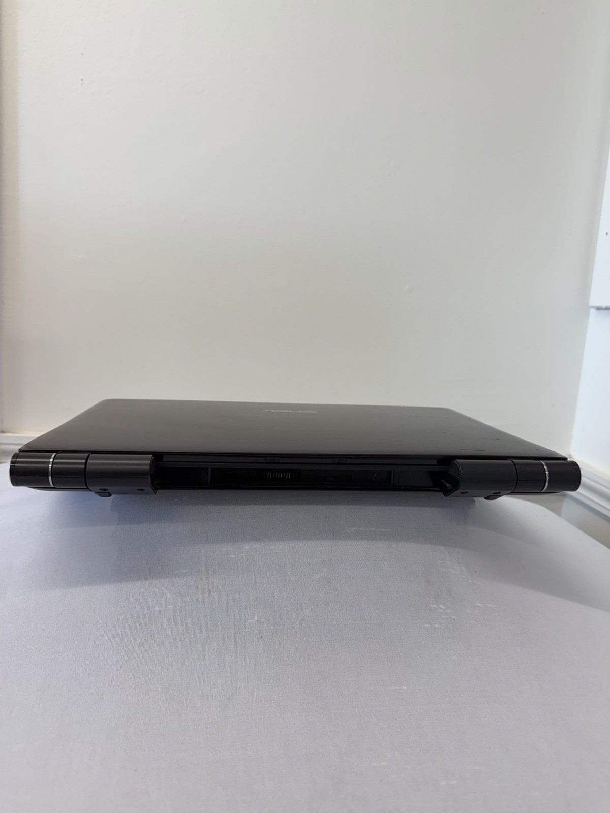 Asus U50A Laptop – Good Screen – Intel Duo T6600 – Read Des