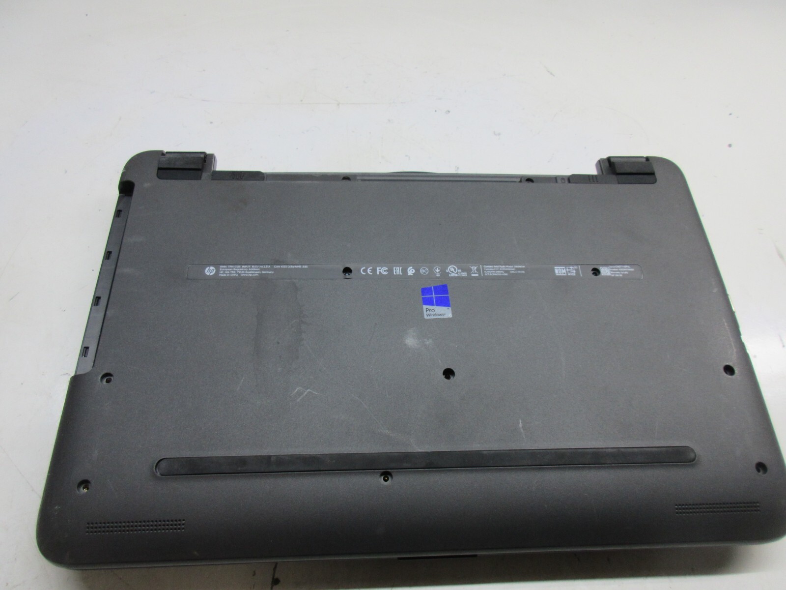HP 250 G5 Intel Core i3-6006u 2GHz 8GB NO HDD No Batt