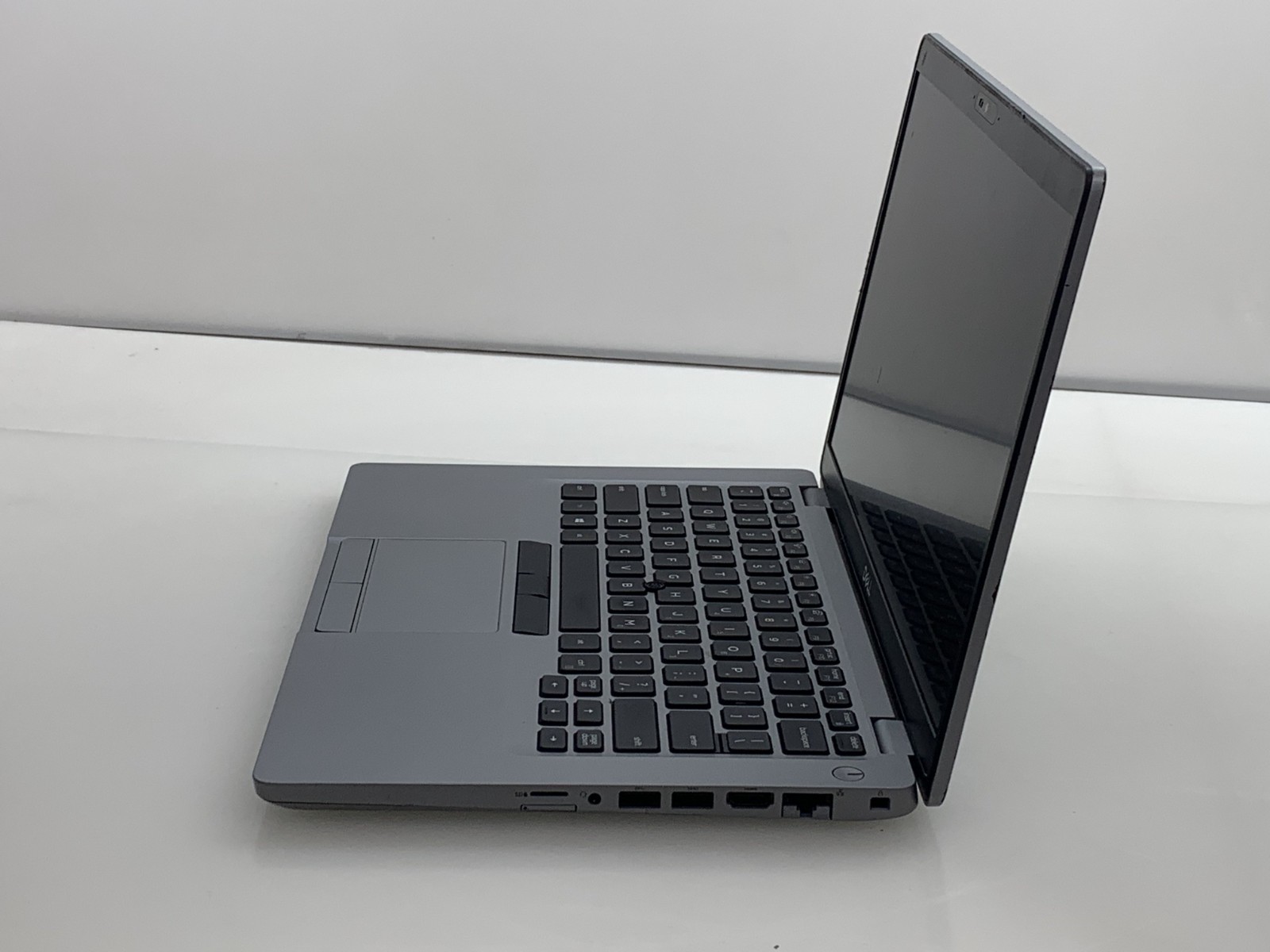 DELL LATITUDE 5410 i5-10210U@ 1.60GHz 8GB RAM 256GB NVMe NO OS WAC *READ