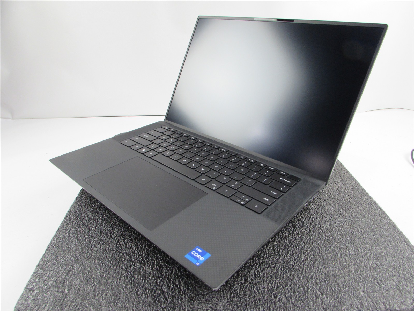 DELL PRECISION 5570 I7-12800H 1TB 32GB RAM NVIDIA RTX A1000 WIN 11 PRO NO BATT