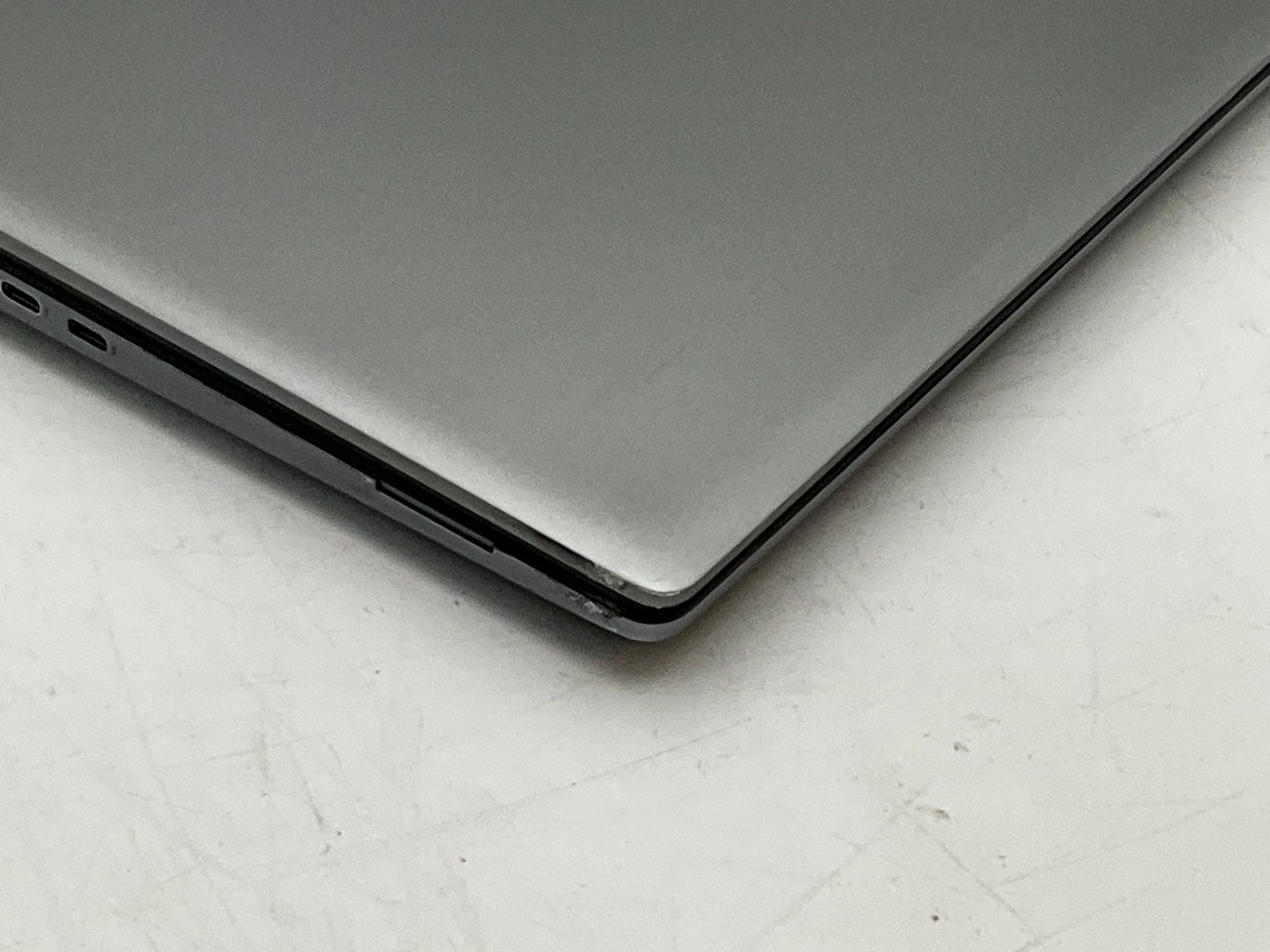 DELL Precision 7560 i7-11850H 2.50g 32GB 1TB T1200 15.6″ WIN11 Laptop 9S0K6J3