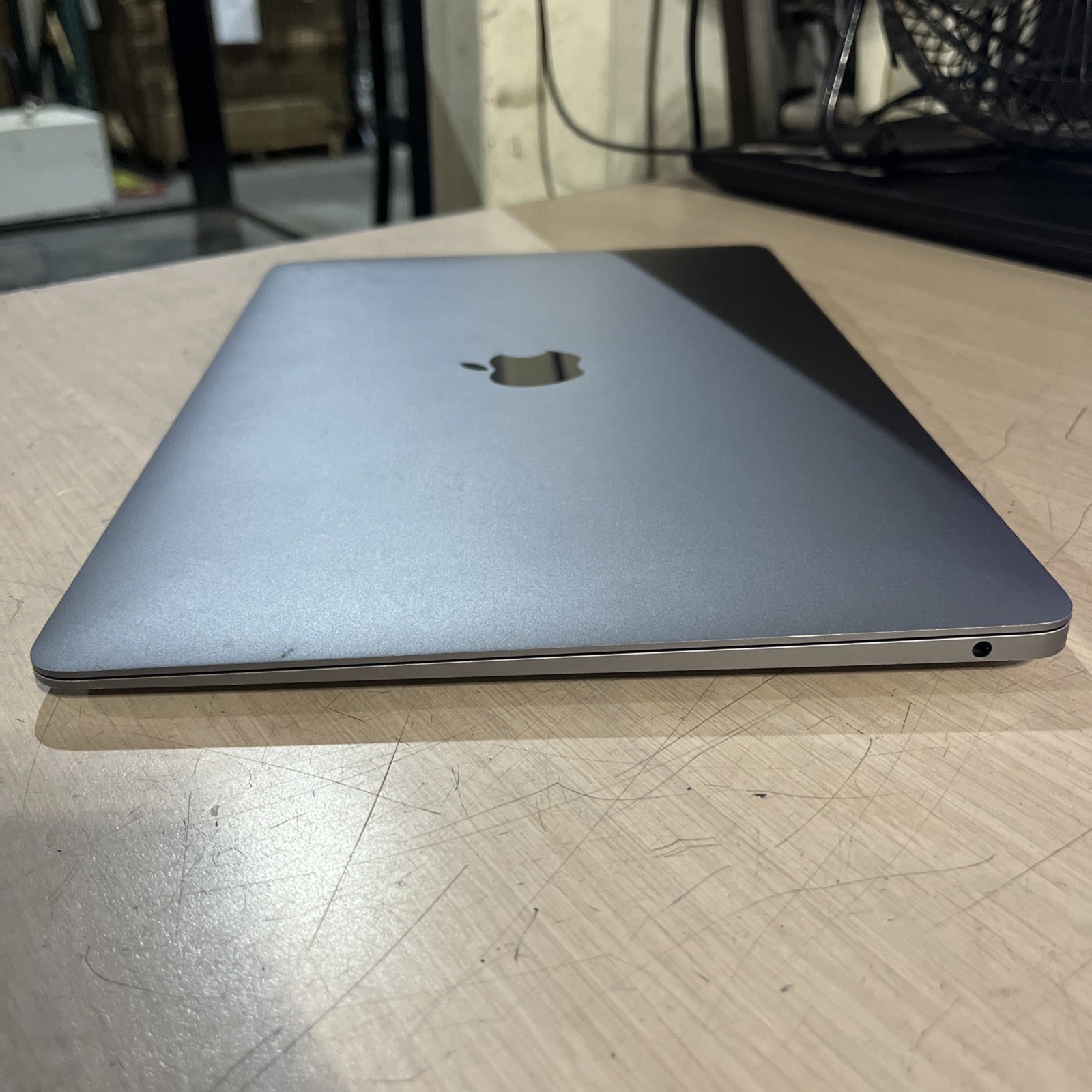 APPLE MACBOOK AIR 13″ SCISSOR, 2020 CORE I3-1000NG4 1.1GHZ 8GB RAM 256SSD