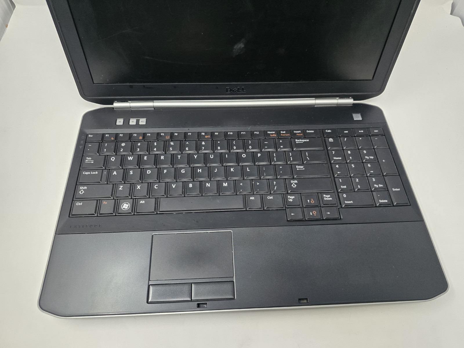 Dell Latitude E5520 Laptop Intel Core i5-2520M @2.50GHz 4GB RAM NO HDD OS #60