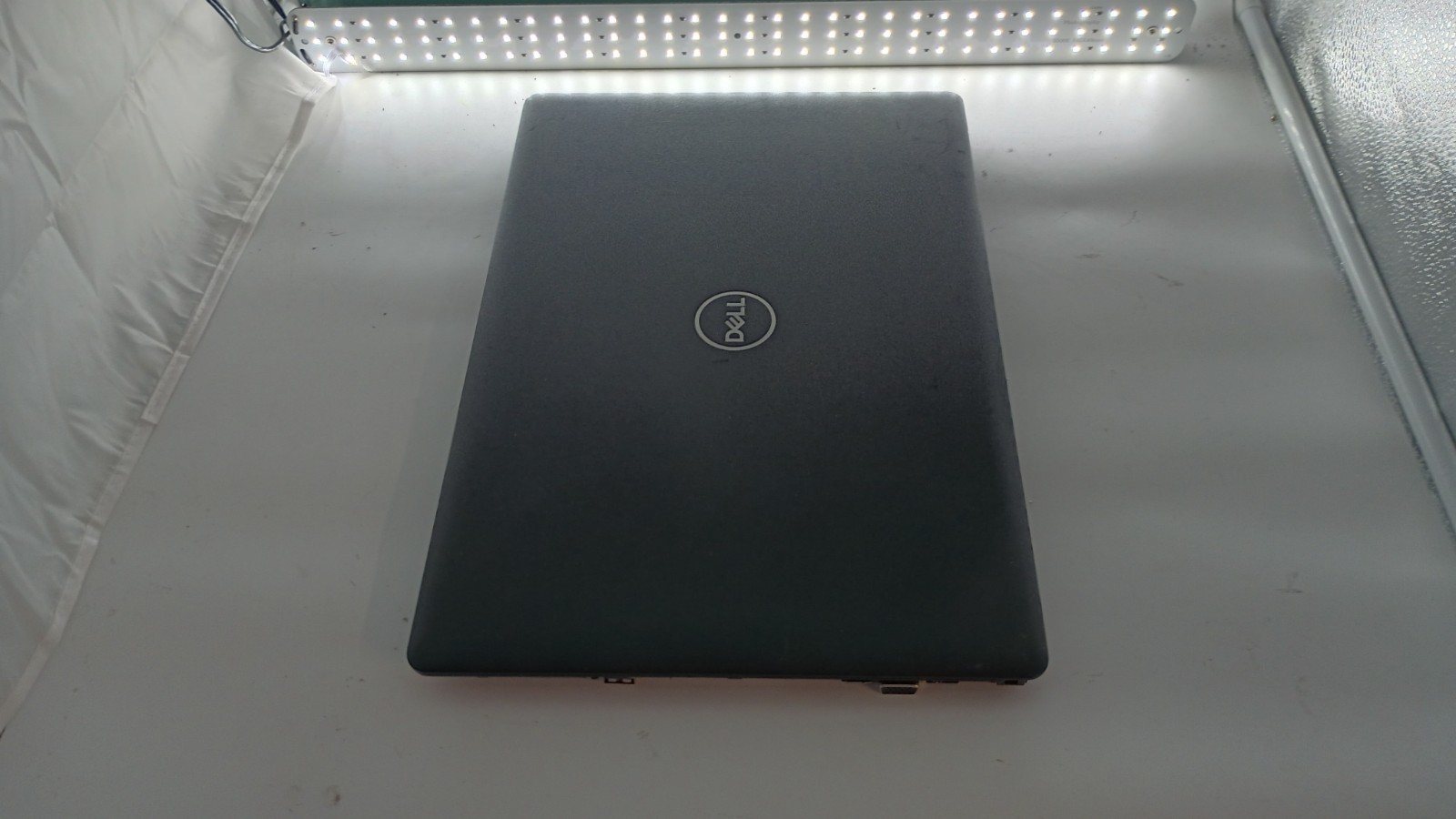 81301 Latitude3590 w/charger.I5- 8250U.8GB.128GB M.2.15.6″FHD.W11 Pro.Nice
