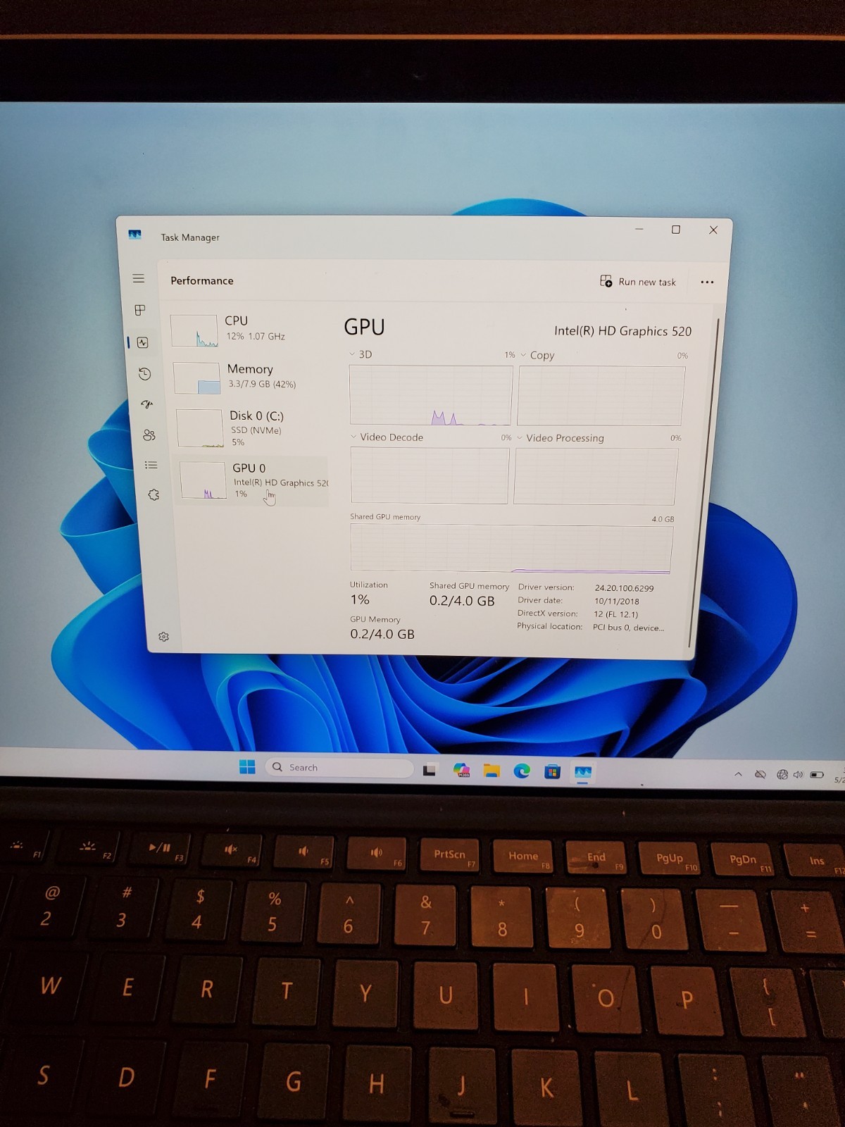 Surface Pro 4/ I5-6300U/8GB RAM/256GB SSD/Win 11 Pro Activated/used