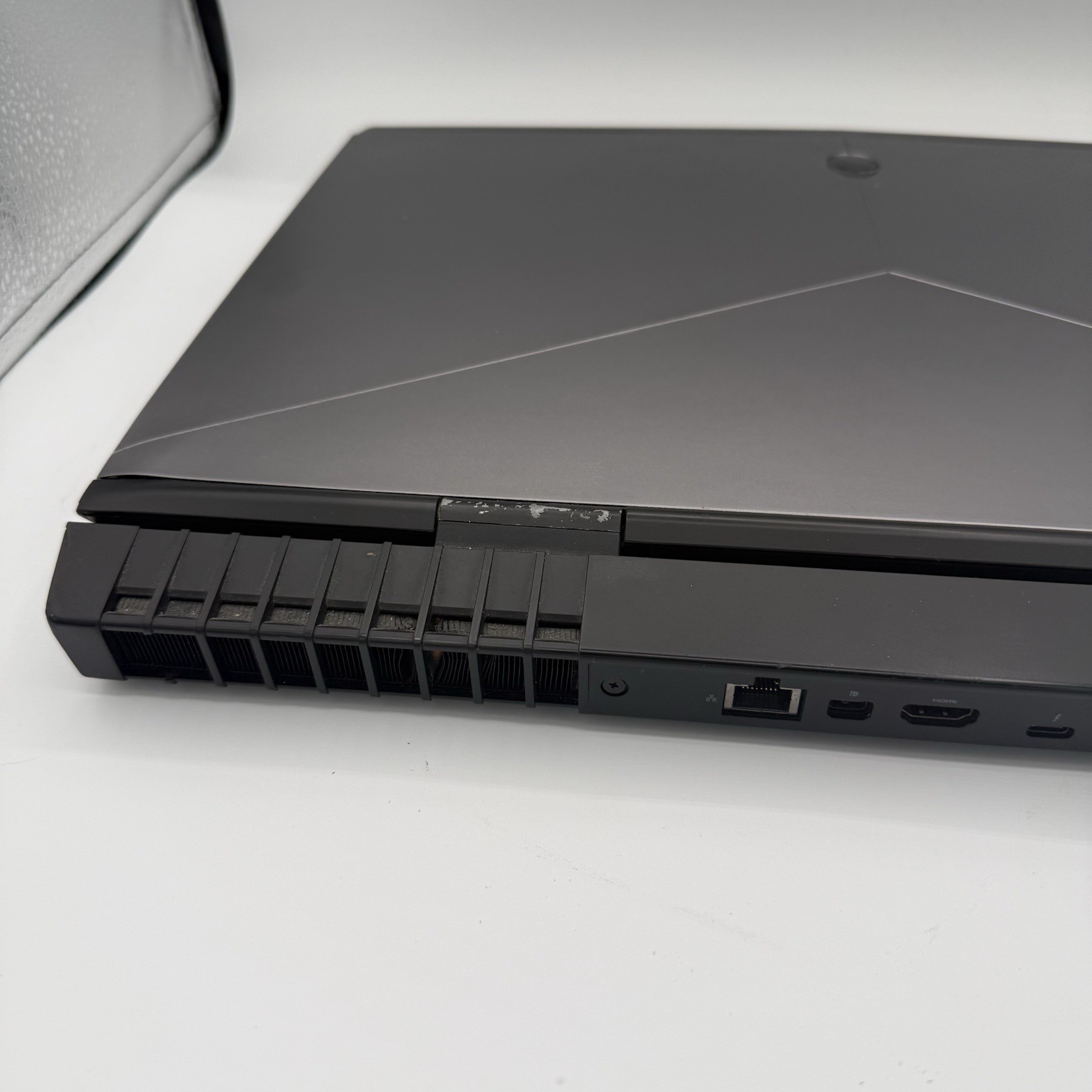 Alienware Dell 17 R4 17-6700HQ 17.3 SSD 1TB HDD 8GB Gaming Laptop Nvidia 1070