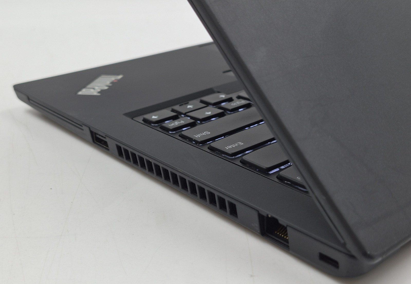 Lenovo ThinkPad T490 i5-8265U 1.60GHz 8GB RAM 256GB NVMe W11P Laptop