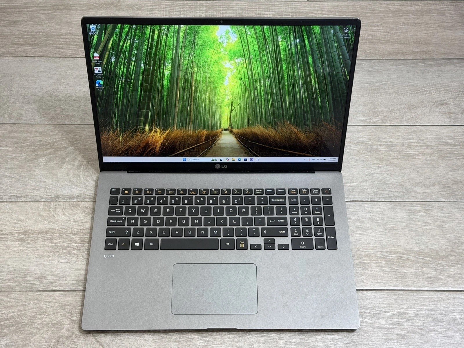 LG gram 17Z95N 17″ Core i7-1165G7 256GB SSD 2.80GHZ 16GB RAM Laptop Win-11