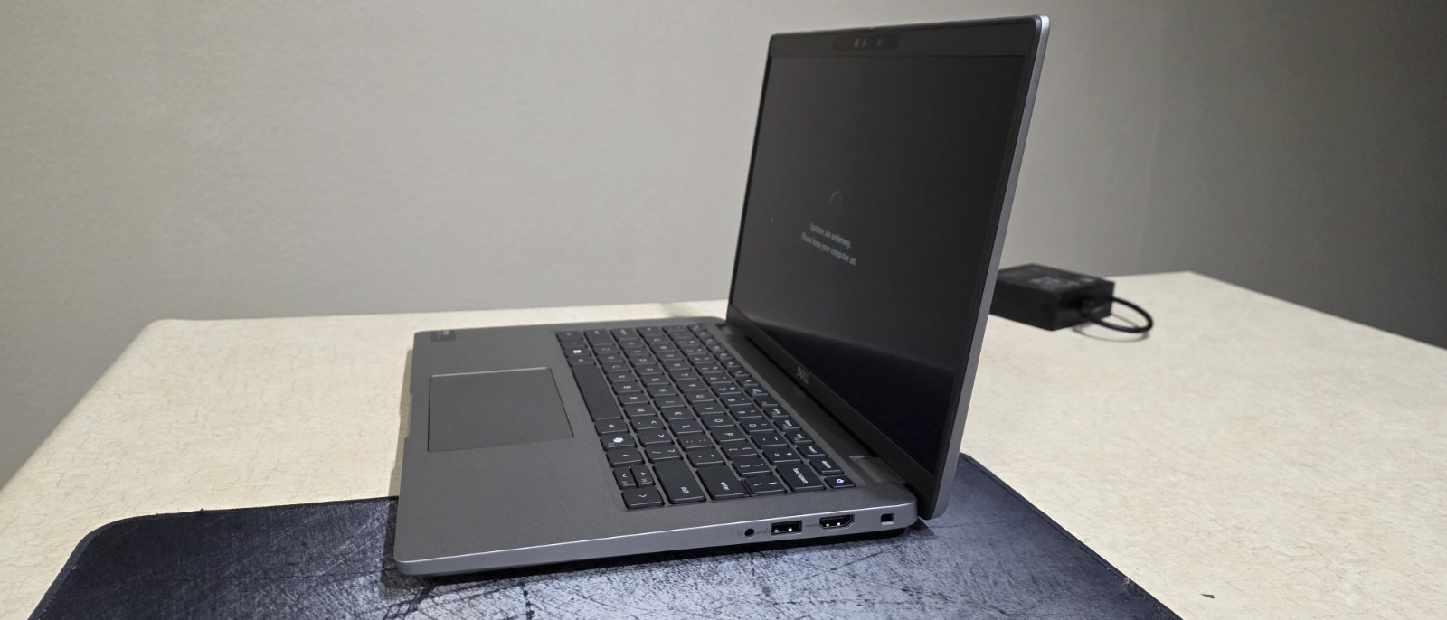 Dell Latitude 5450 14″ FHD TOUCH Core Ultra 7 32GB 512GB NVMe Win 11 Gray