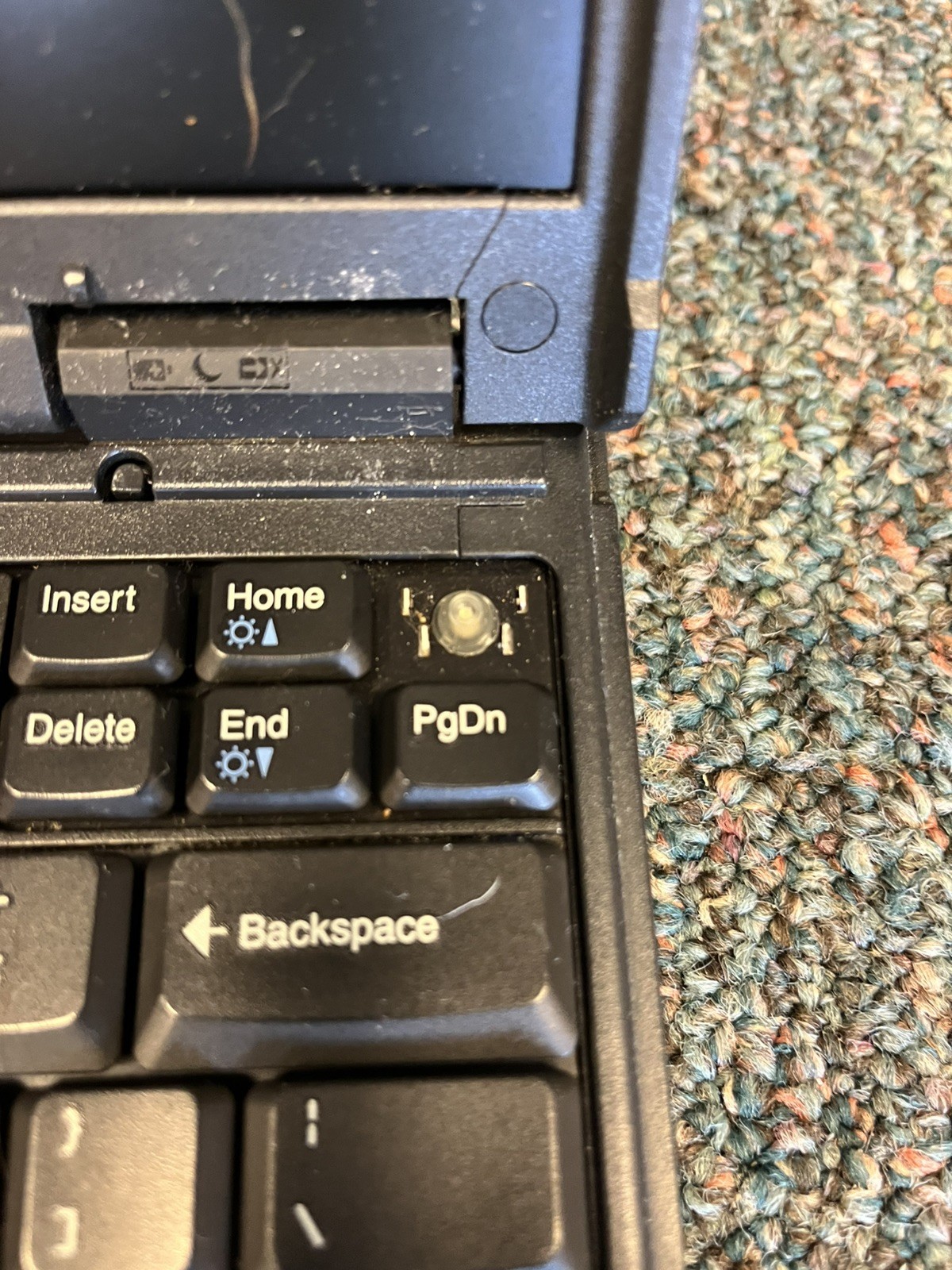 Vintage IBM ThinkPad T20 Series (Type 2647) – Untested – AS-IS for Parts/Repair