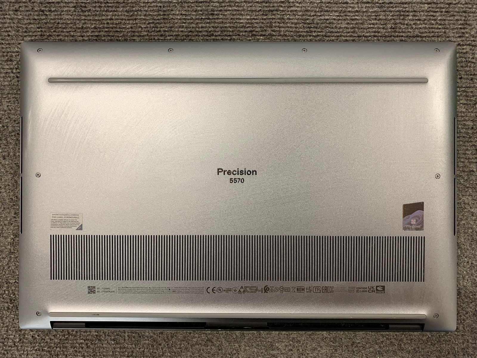 Dell Precision 5570 15.6″ Laptop i7-12700H, No RAM/Storage, Remote Managed