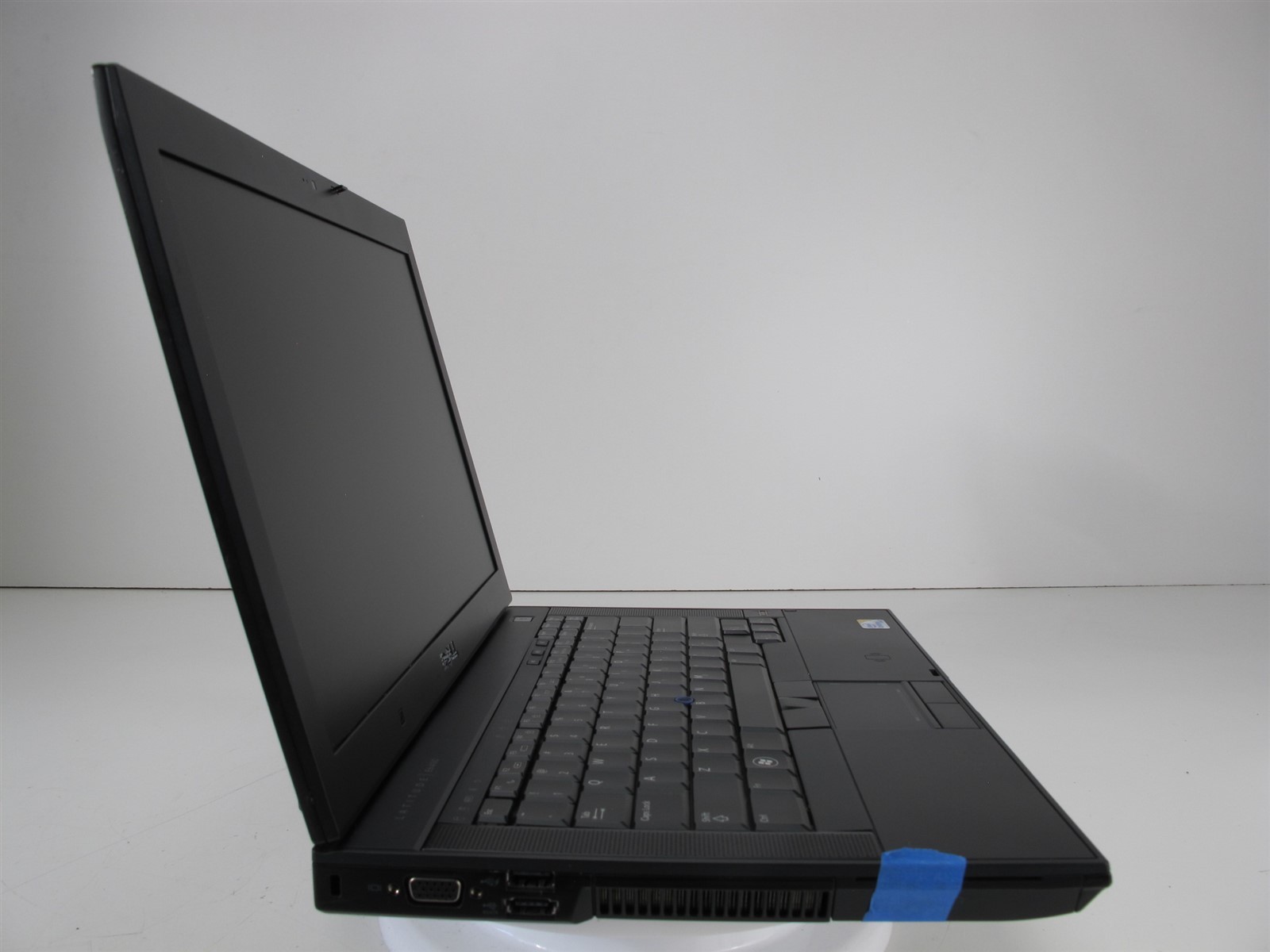 Dell Latitude E6400 Laptop Core 2 Duo P8600 2.4GHz 4GB RAM No HDD No OS