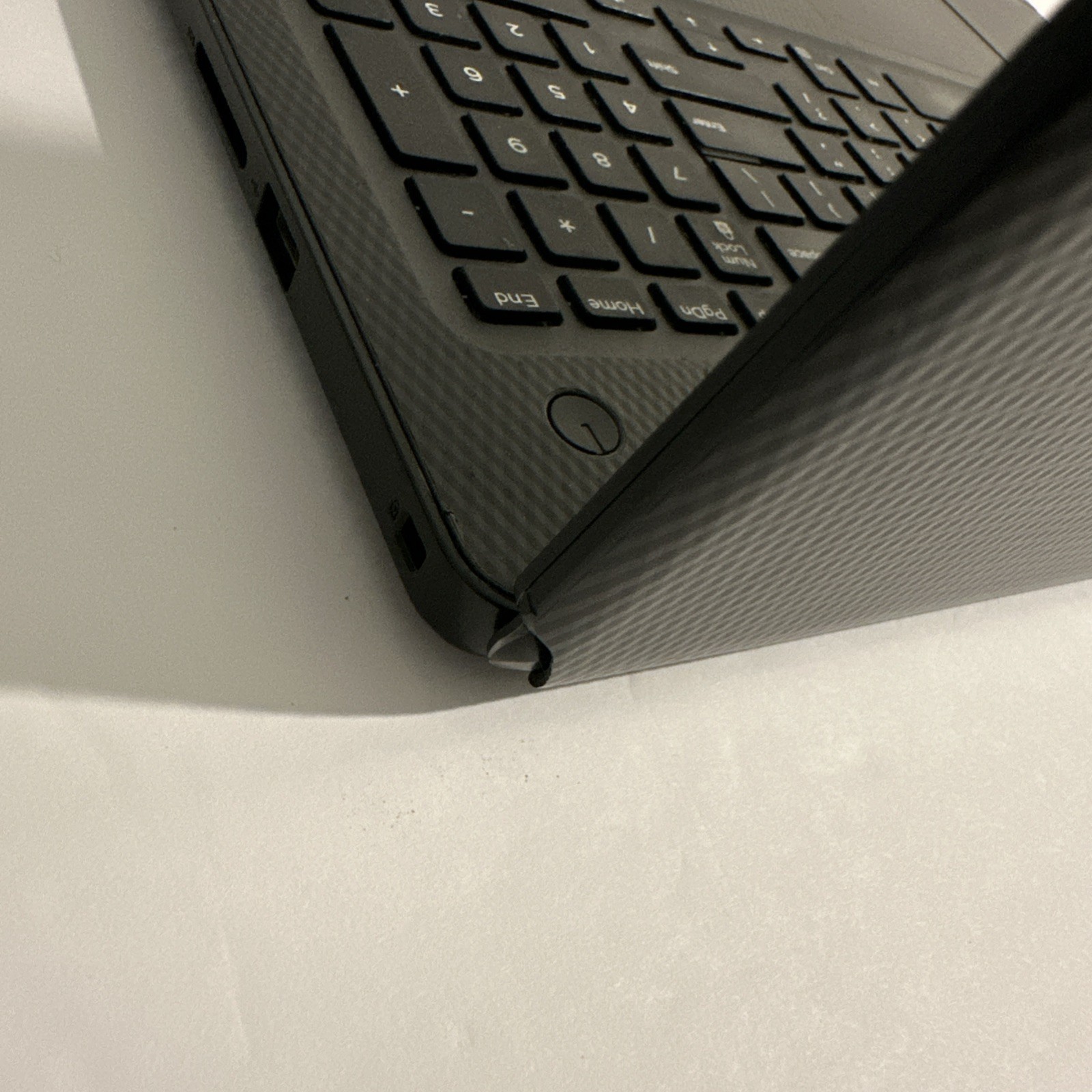 Dell Inspiron 3593 15.6″ (256GB SSD, Intel Core i5-1035G1, 8GB) Laptop Windows11