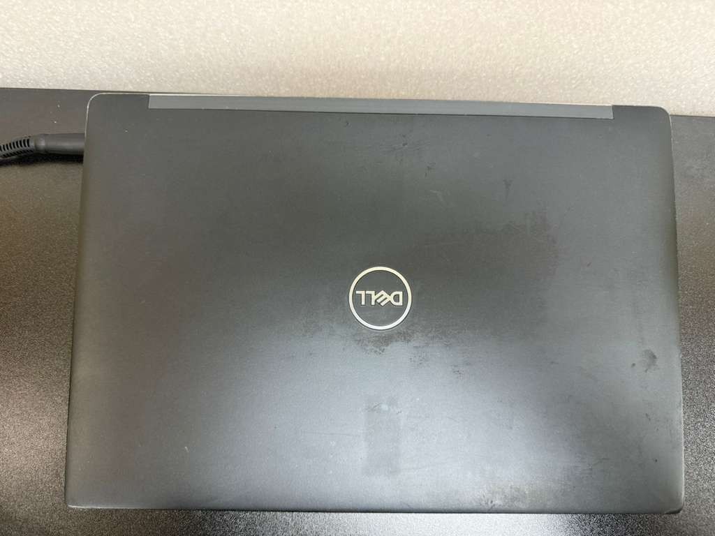 Dell Latitude 7390 13.3″ i7-8650U NO RAM NO SSD . READ DESC