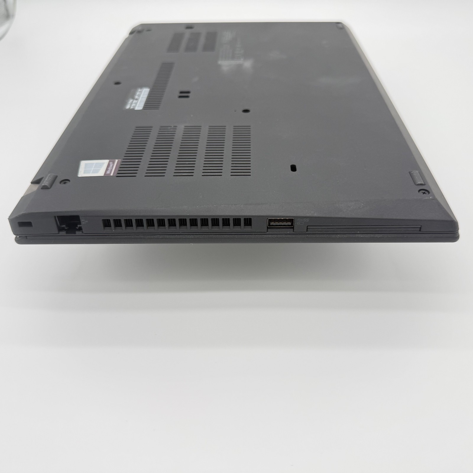 Lenovo ThinkPad T490 14″ Laptop i5-8365U 16GB RAM 500GB SSD Windows 11 (PC-006)