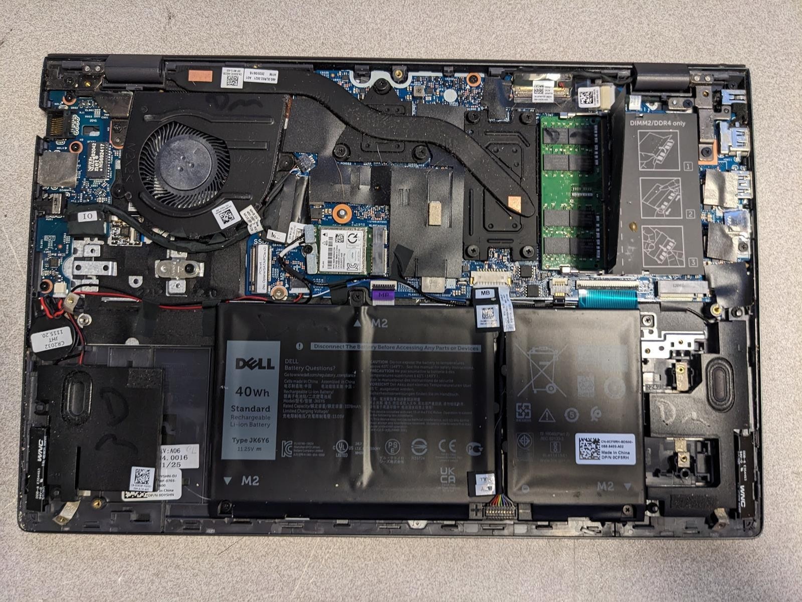 DELL VOSTRO 5402 i7-1165G7 @ 2.80GHz, 8GB RAM, NO HDD/OS – (FOR PARTS)