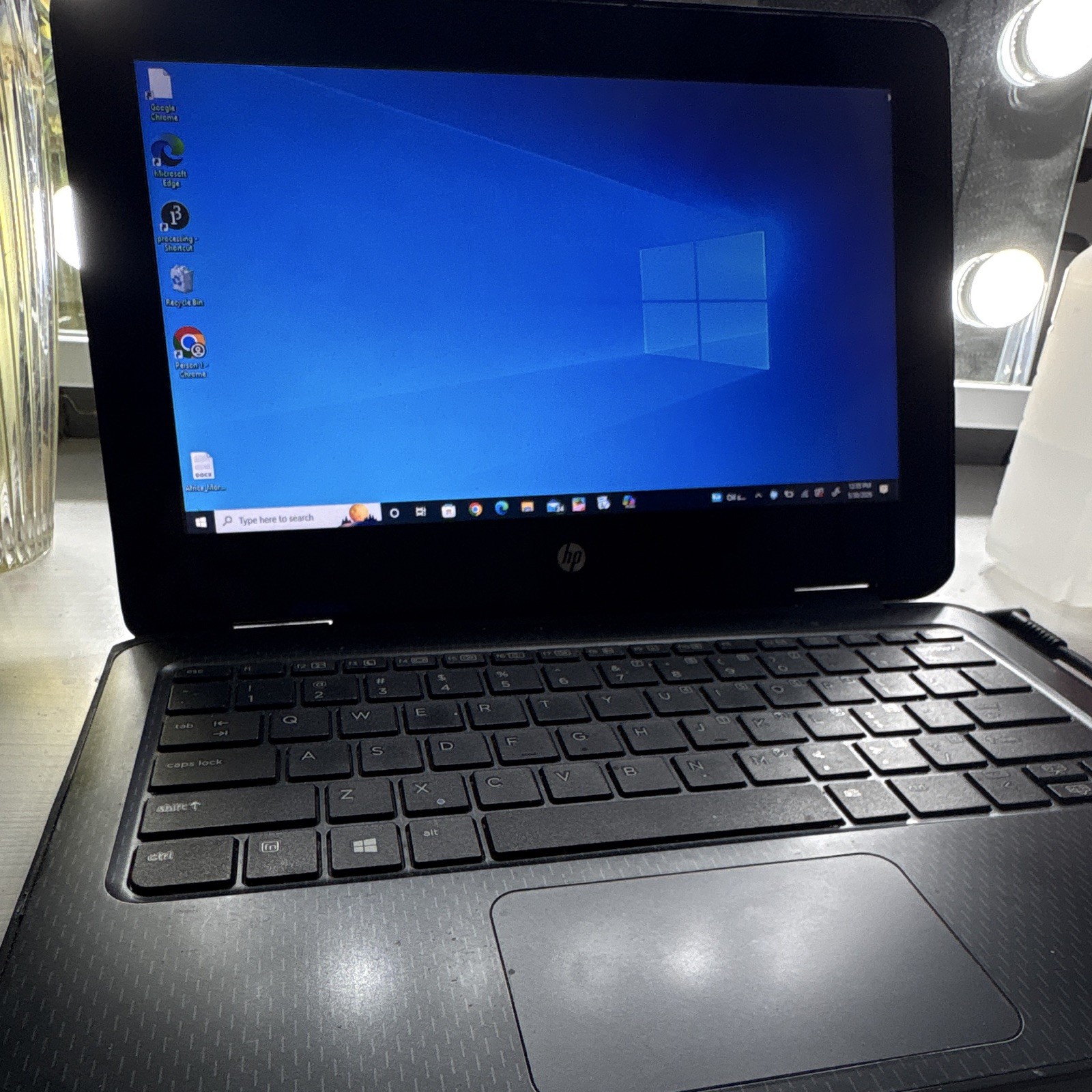 “HP ProBook x360 11 G1 EE Touchscreen Laptop WORKS Broken Hinge Charger Included