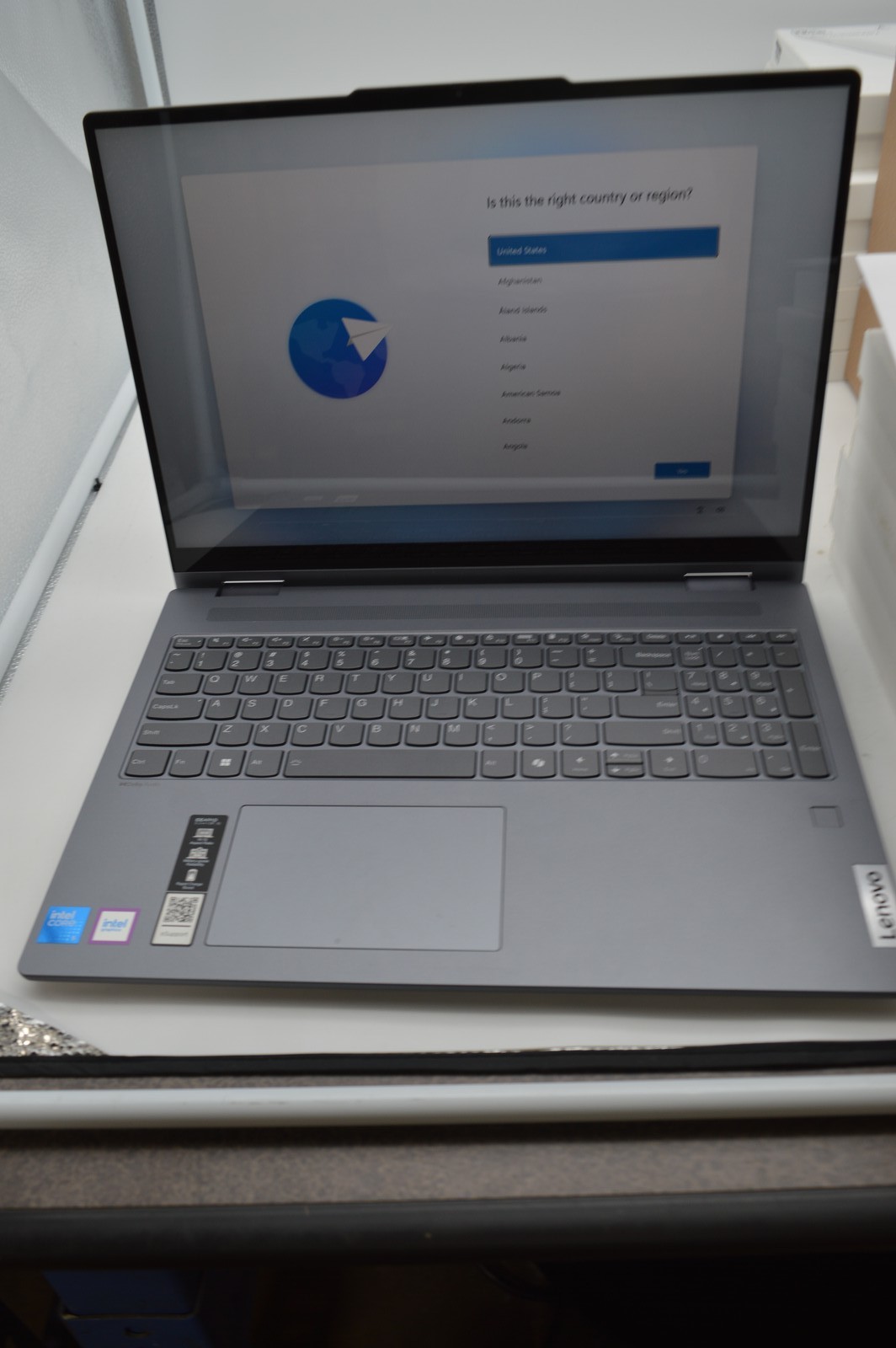 Lenovo IdeaPad 5 16″ Touch Intel Core 5 120U 1.4GHz 16GB 512GB SSD PC1795059