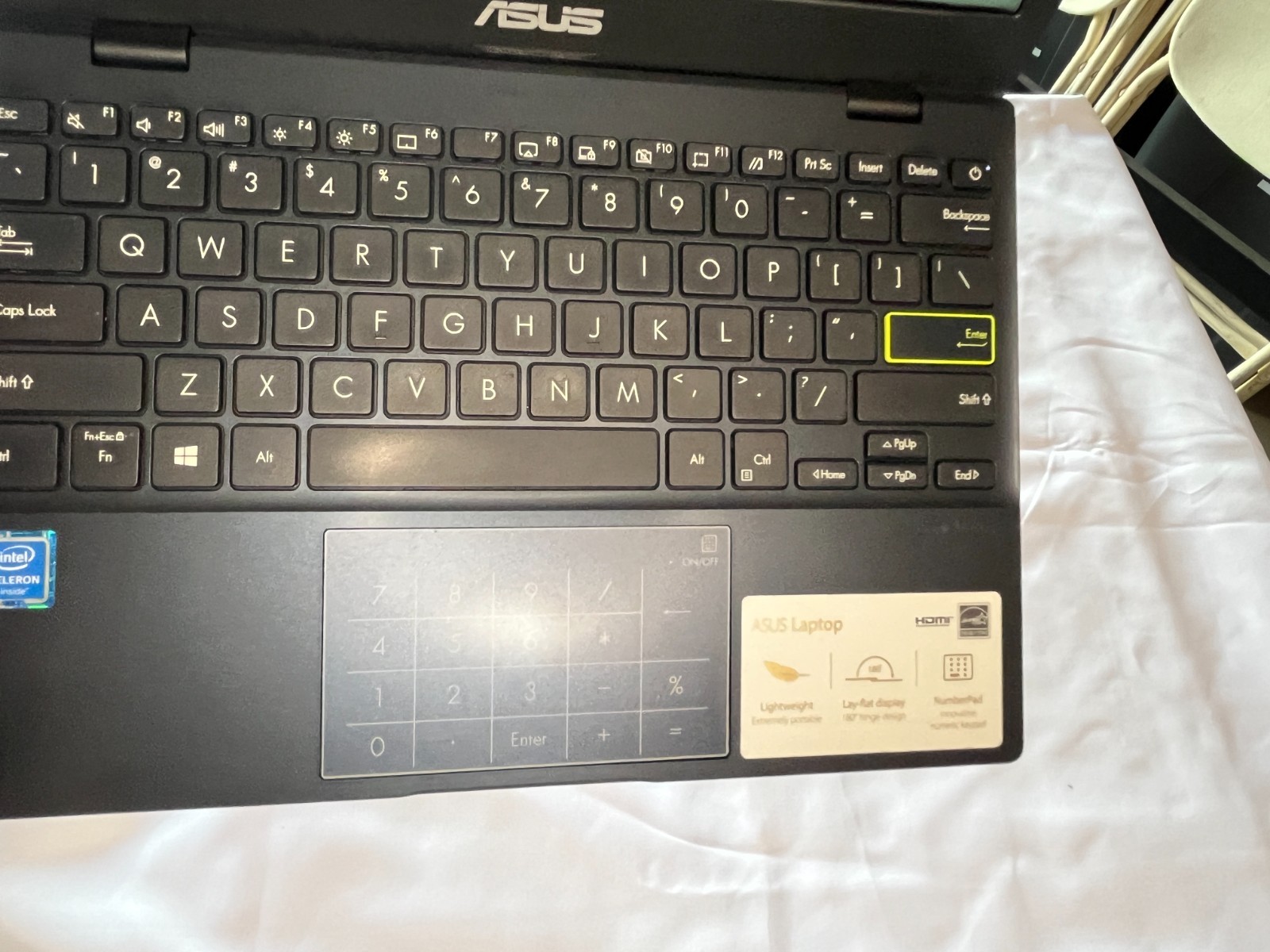 Asus E210MA 11.6″ Laptop Celeron N4020 4GB 64GB eMMC Windows 11 Home – Tested