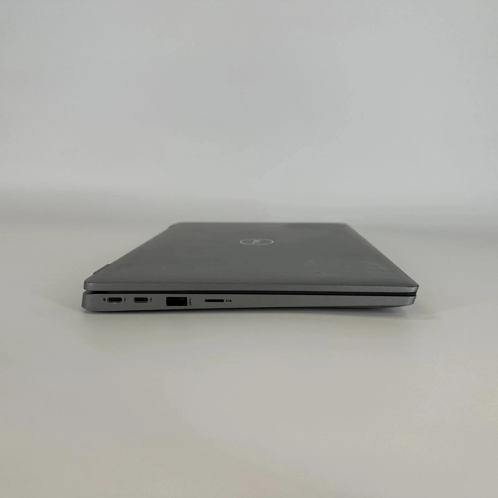 Dell Latitude 5320 13.3” FHD Laptop Intel i7-1185G7 16GB RAM 256GB SSD Win 11Pro