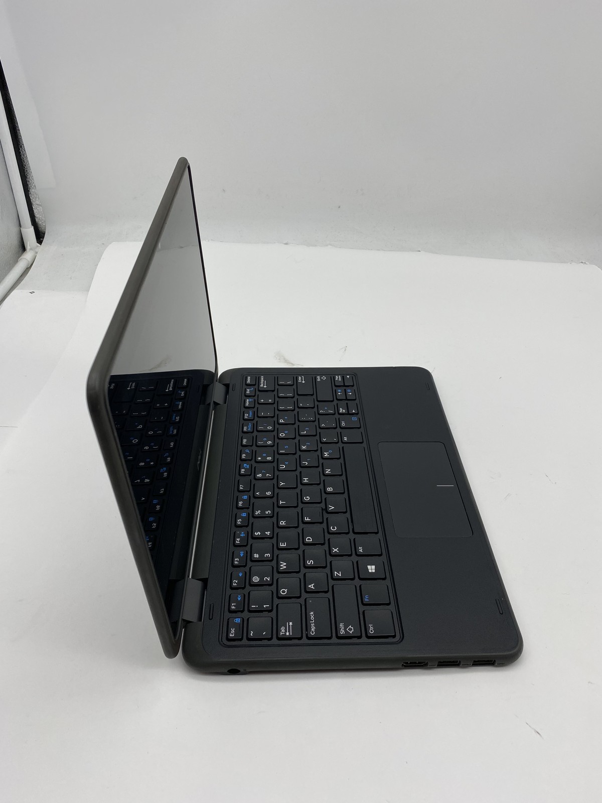 Dell Latitude 3190 Intel Pentium Silver N5030 1.1GHz 4GB 128GB SSD W11P Touch