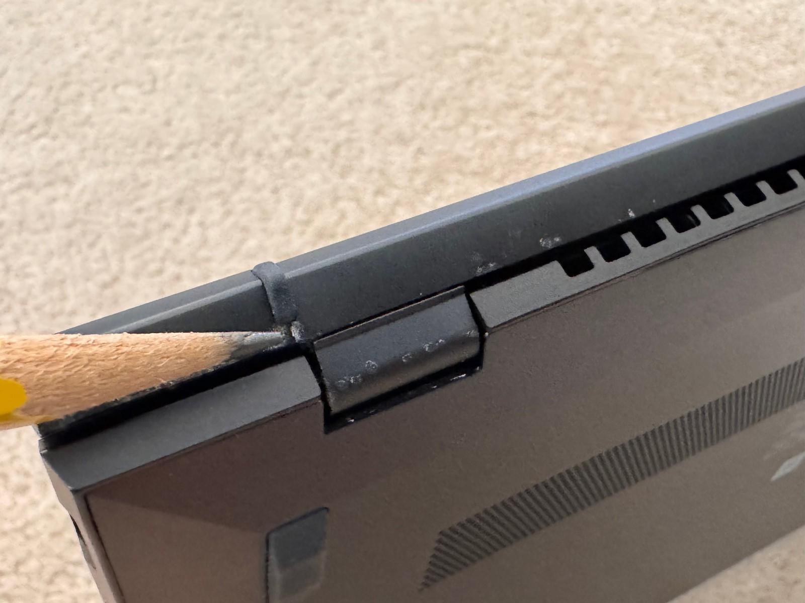 ASUS ZENBOOK 14 UM425Q 14″ 1TBSSD/8GBRAM AMD RYZEN 5 5600H WIN11HOME EXCELLENT!