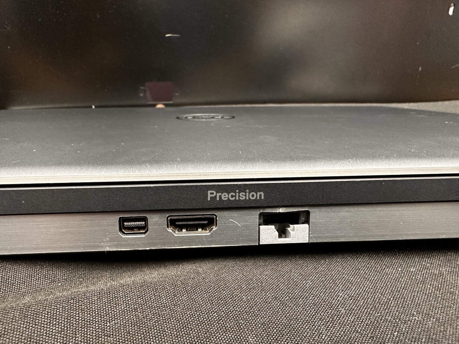 Dell Precision 7750 17.3″ i5-10400H 2.6GHz 32Gb Ram 512Gb SSD Nvme. #08
