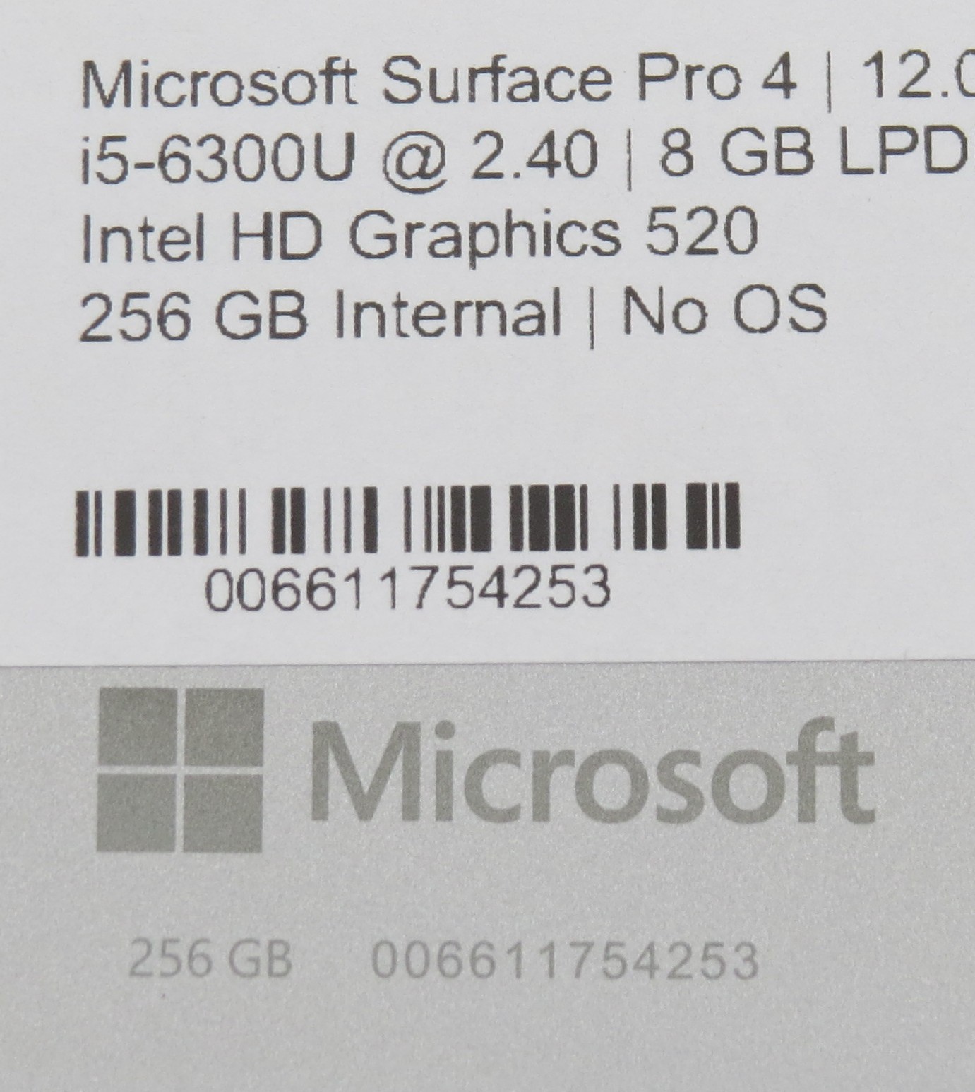 Microsoft Surface Pro 4 | i5-6300U@2.4GHz | 8GB RAM | 12″ | 256GB HD | No OS/AC