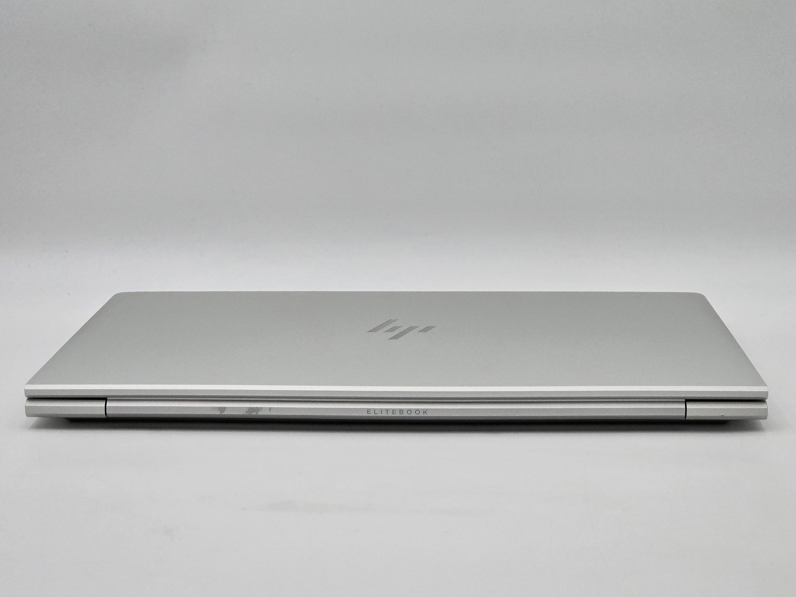 HP EliteBook 855 G8 15″ FHD Touch RYZEN 7 PRO 5850U 512GB 16GB W11P