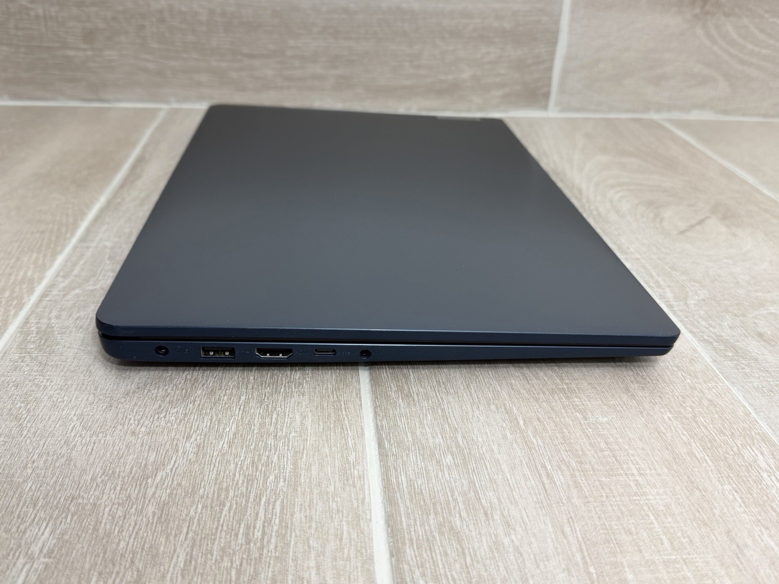 Lenovo IdeaPad 1 15IJL7 15.6″ Pentium Silver N6000 4GB RAM 128GB SSD Win-11