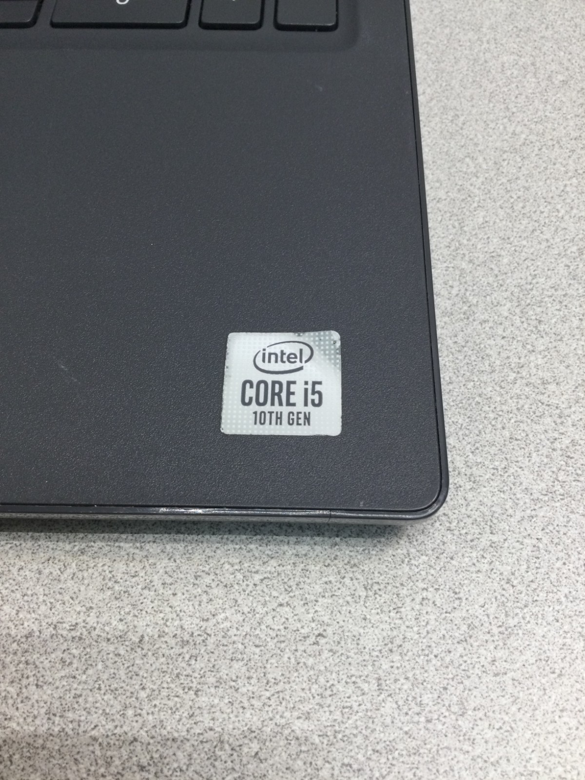 DELL LATITUDE 3510 15″ Intel Core i5 10310U 1.60GHz 8GB RAM 256GB SSD WIN 11PRO
